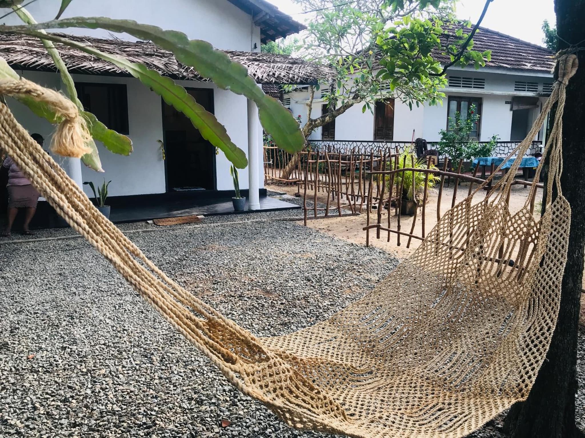 Beacon - Hikkaduwa photo 2