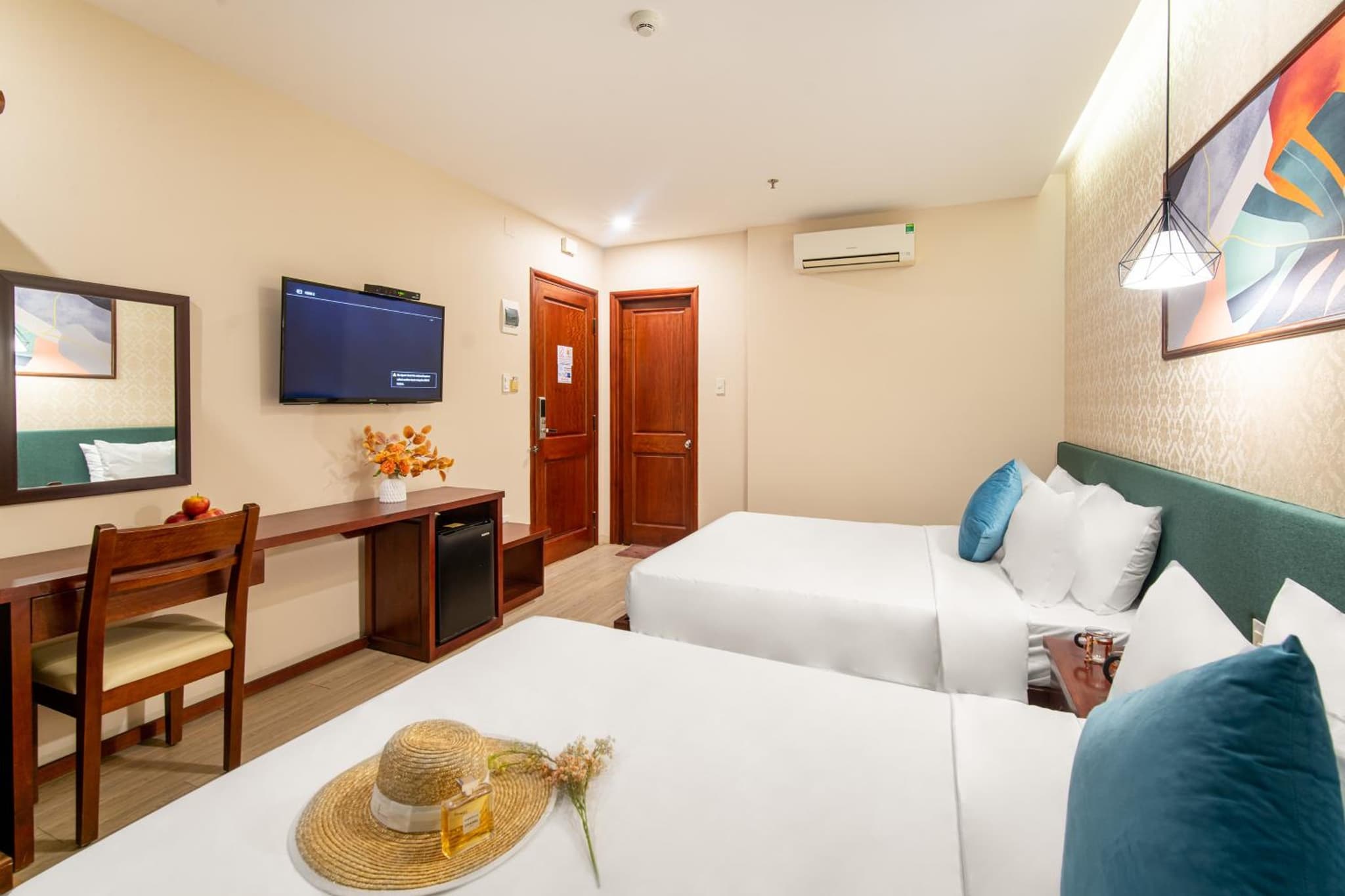 May Beach Hotel photo 9