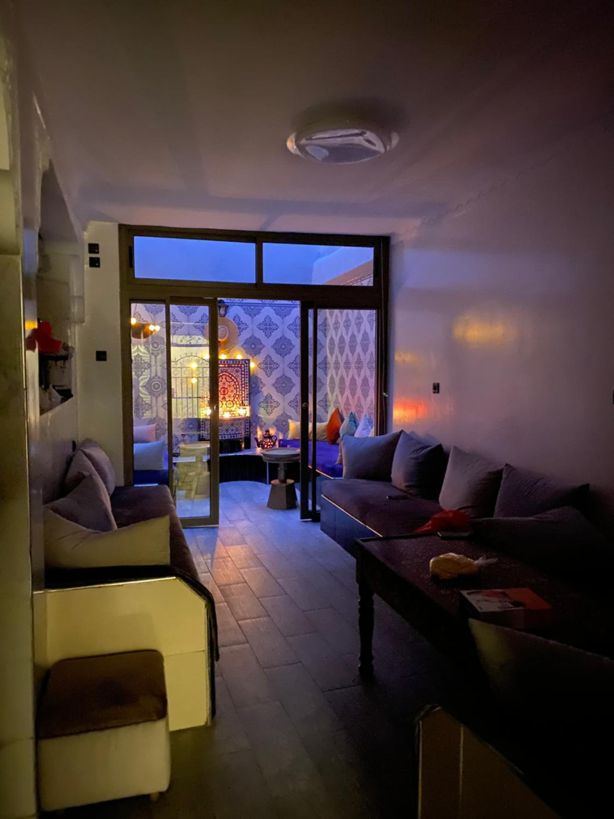 lounge