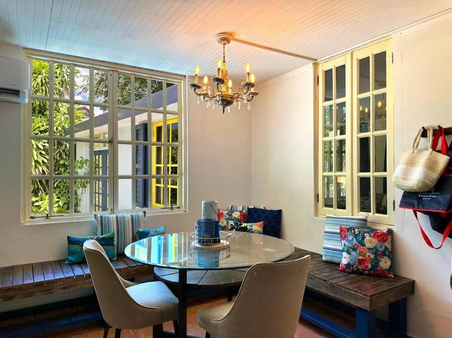 Rainforest View with Spa 4 Bed 3 Bath Sleeps 8 photo 5