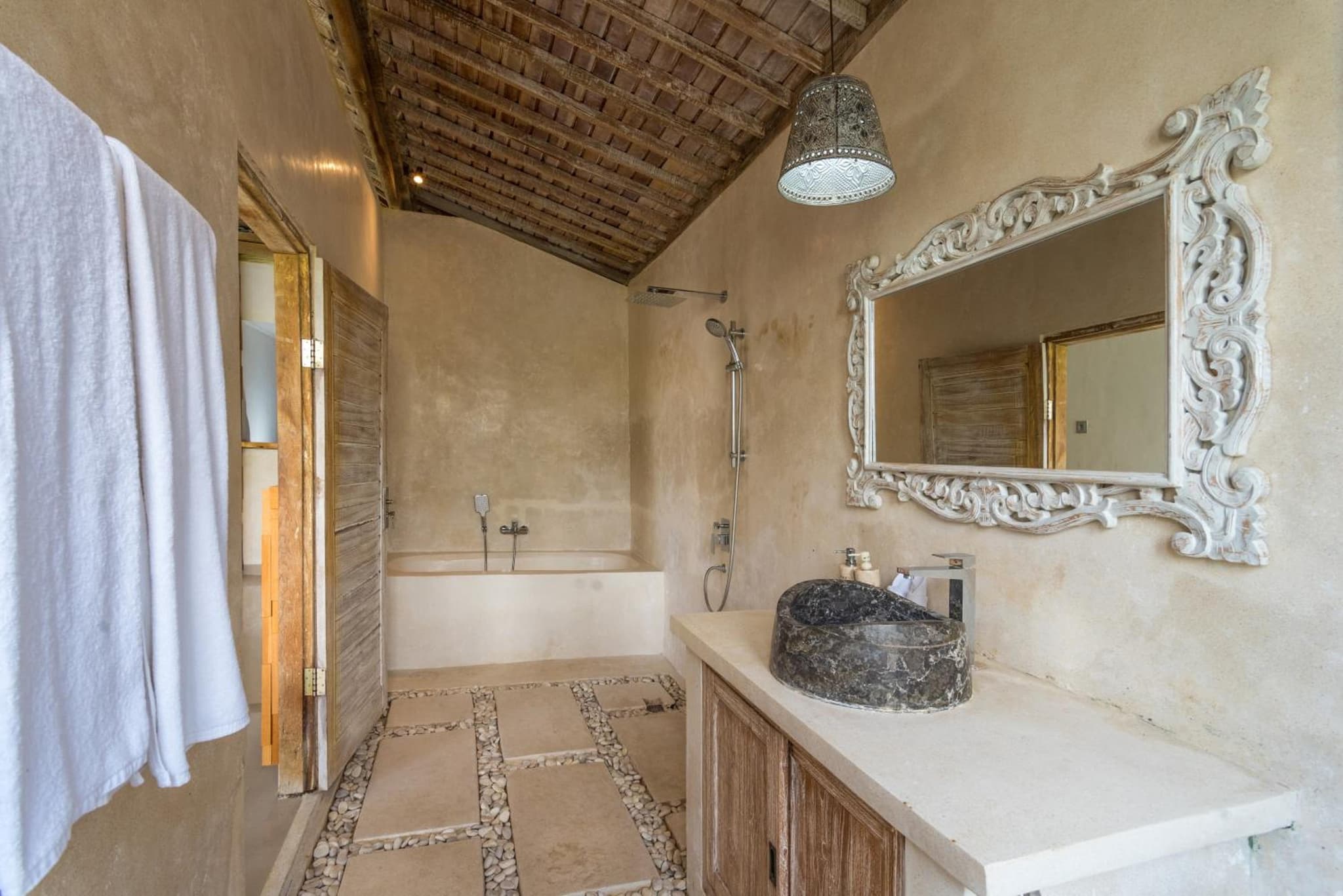 The Bagus Lokha Ubud Villa photo 6