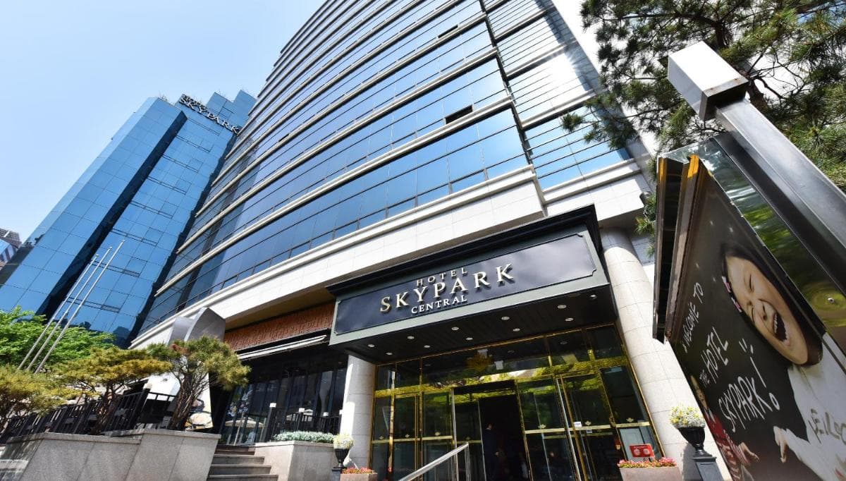 Hotel Skypark Central Myeongdong photo 6