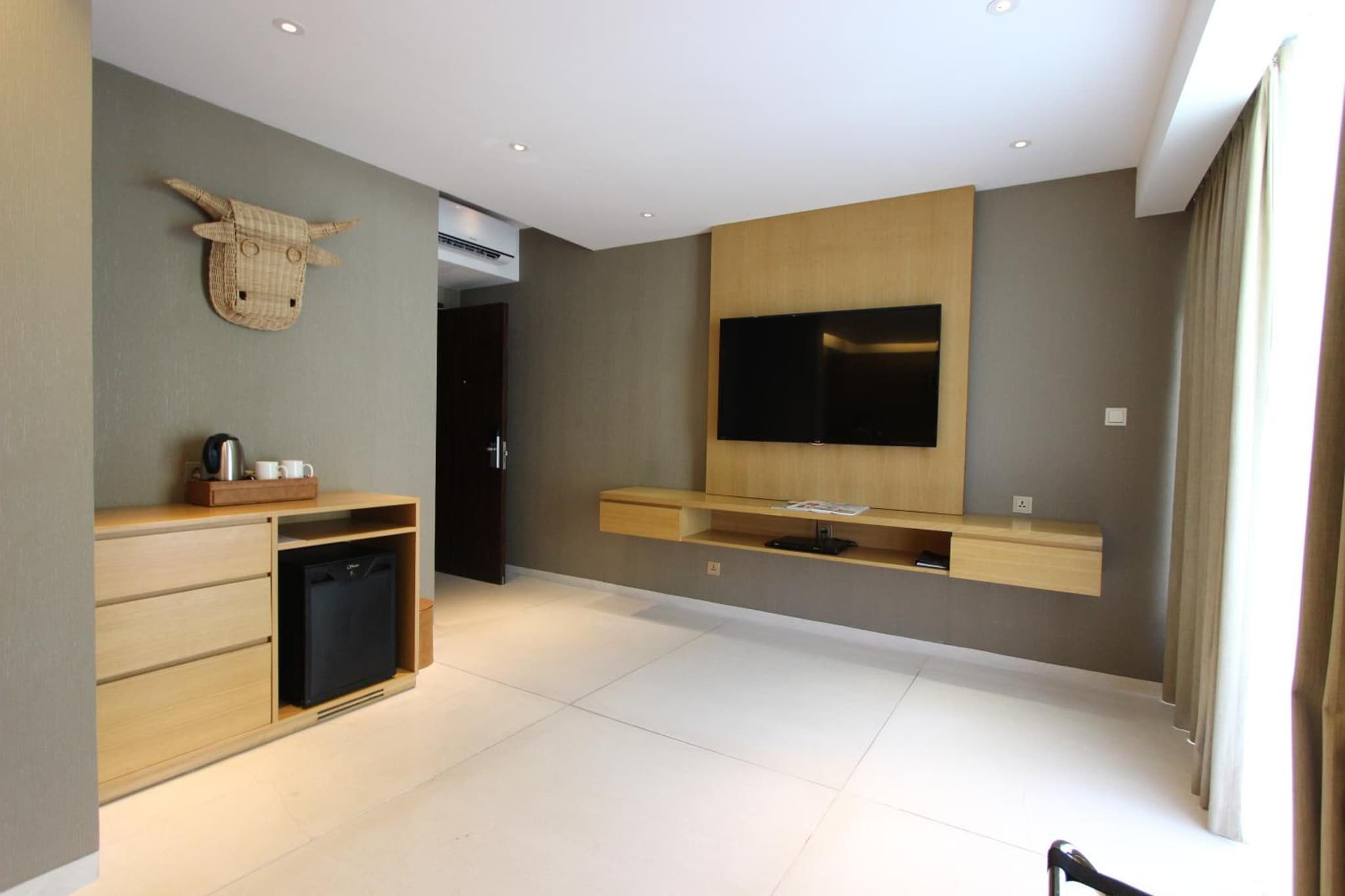 Ossotel Legian photo 5