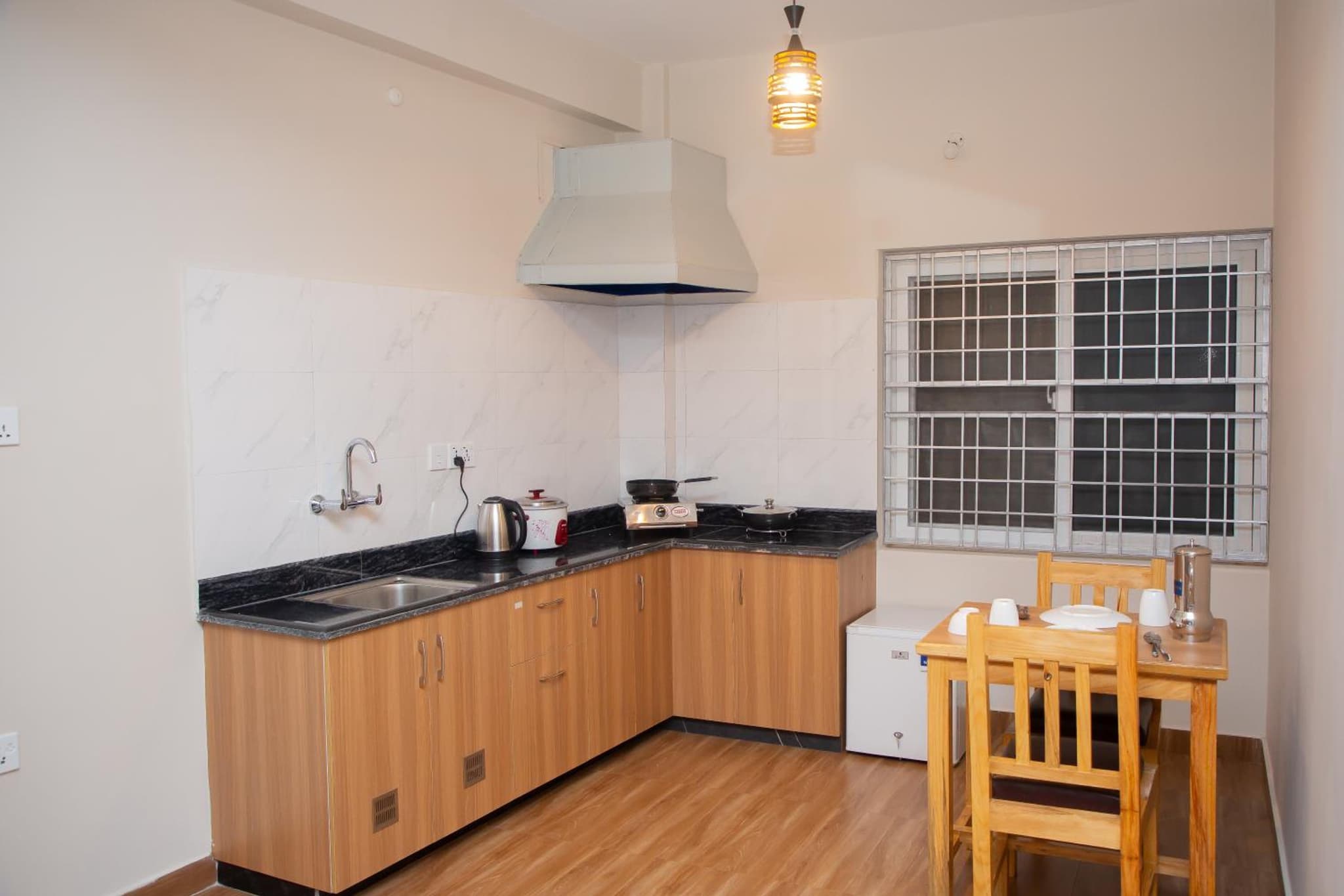 Lake Breeze Apartment photo 9