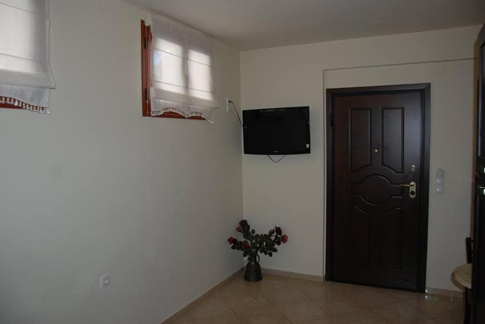 Nikos Apartments photo 3