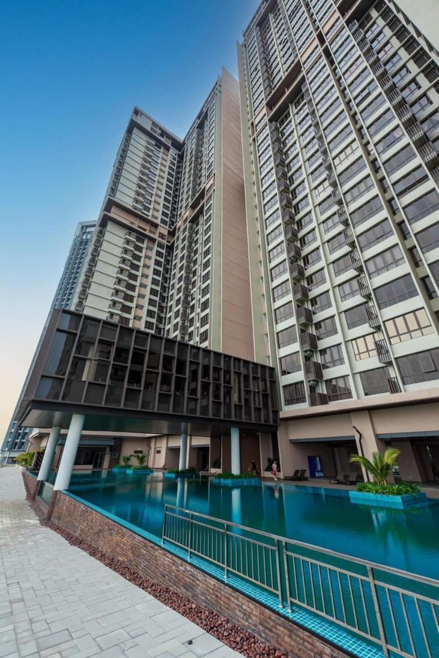 New Bali Residence l Seaview l 8 pax l Kids Friendly l Water Theme Park l 5mins to Jonker l Kids Slide photo 5