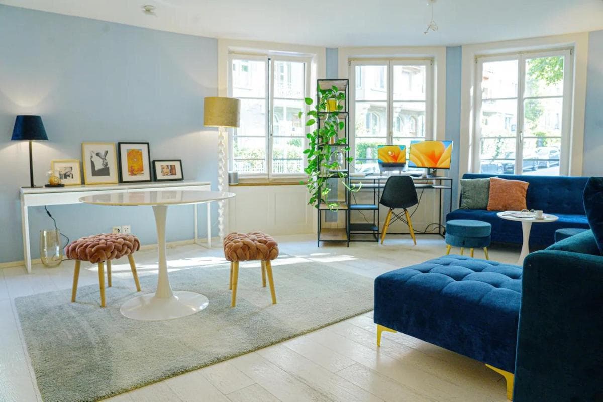 Stylish Garden-Gem by Lake: Pet-Friendly & Central photo 2
