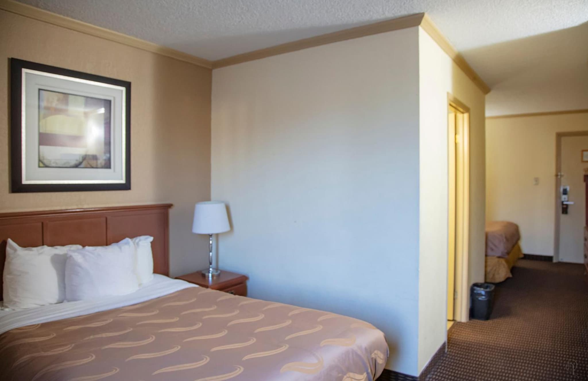 All Stay Suites photo 8