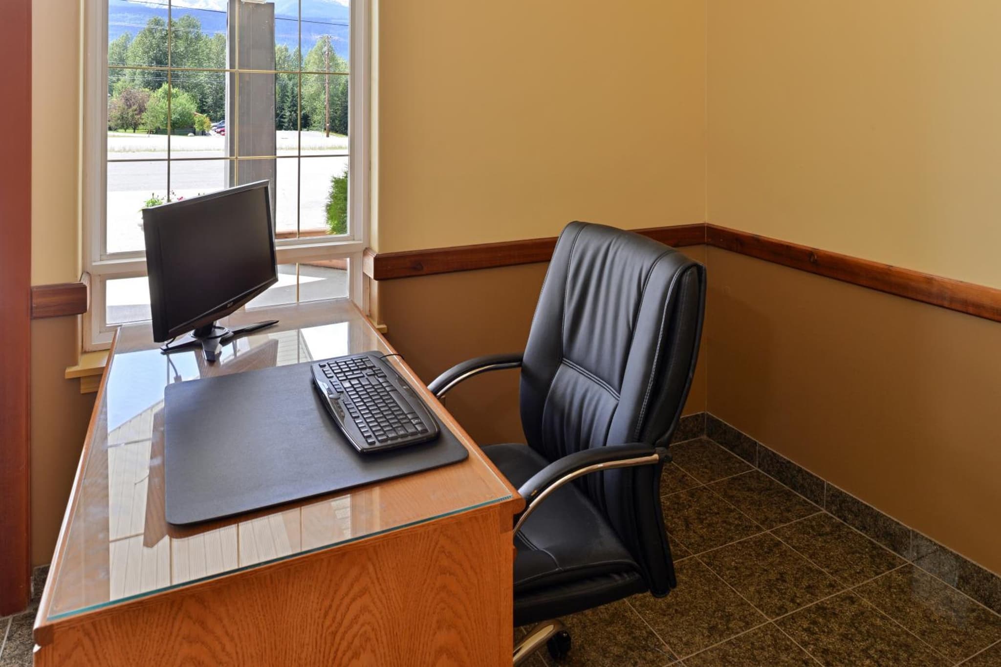 Days Inn by Wyndham Valemount photo 2