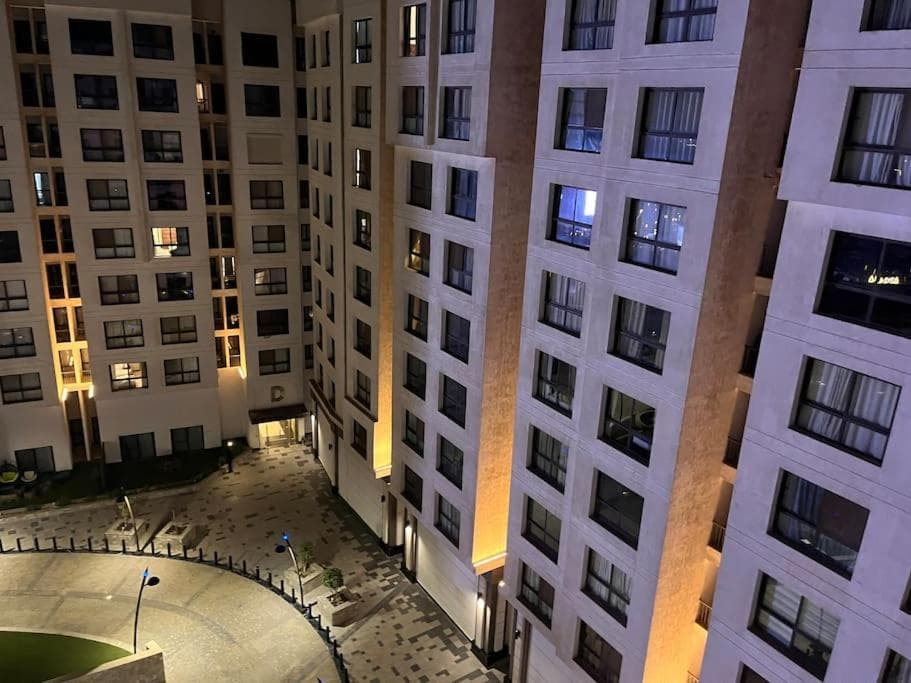UNIQue 2BRs LOCation l DOWNTown NEWCairo/City view photo 9