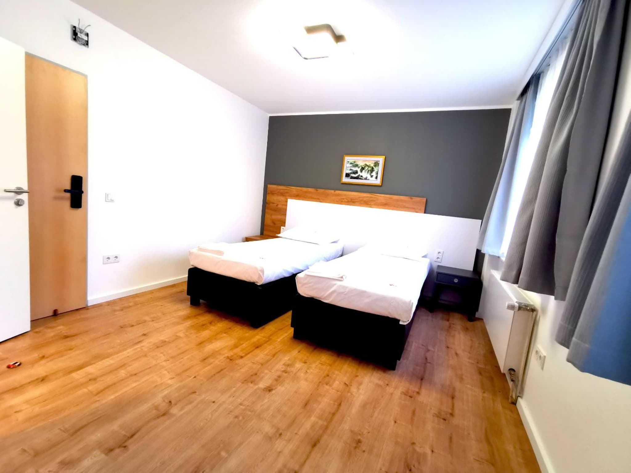 Home Inn Hotel photo 2