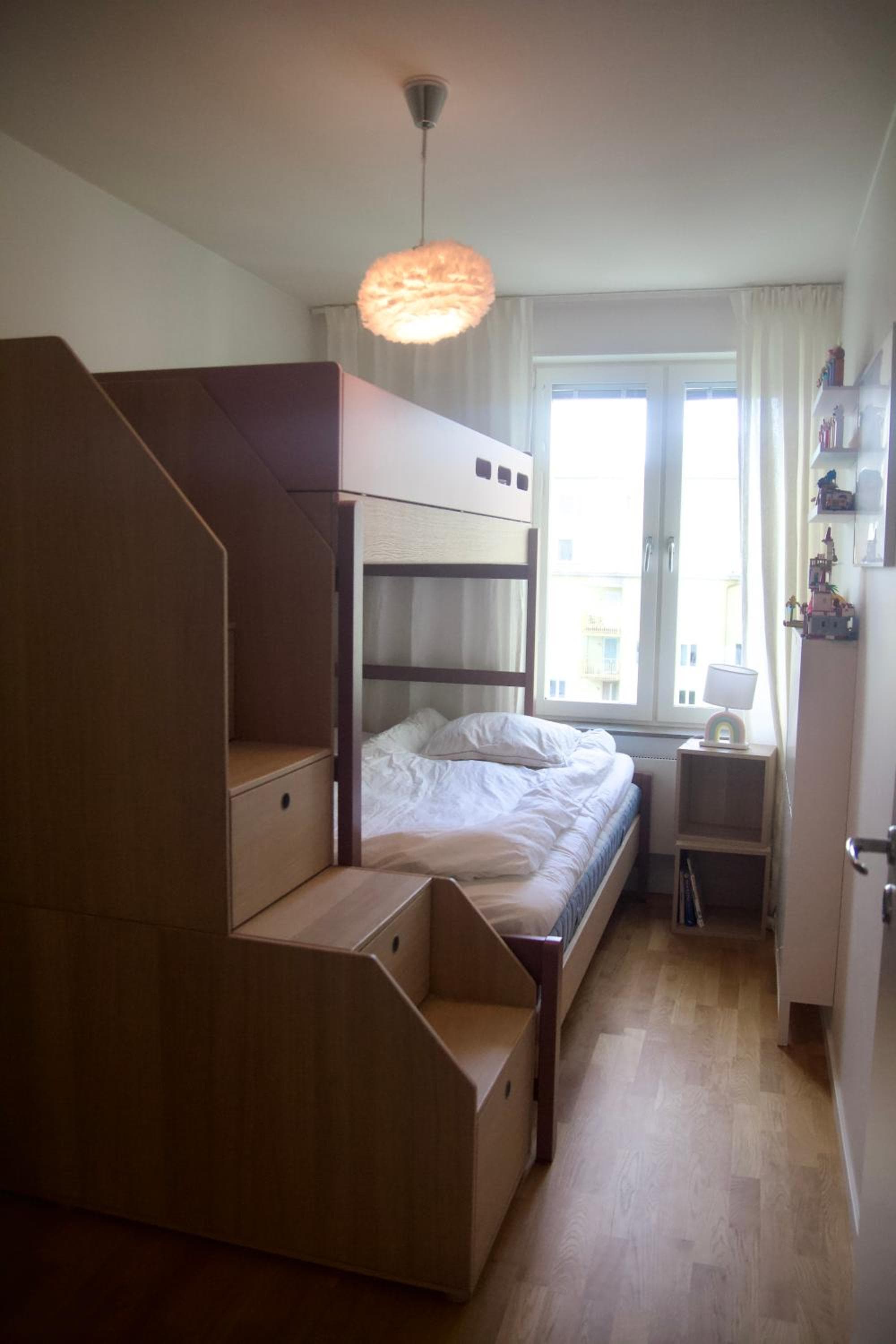 The Emerald Suite - Bright Scandinavian Private Apartment photo 4
