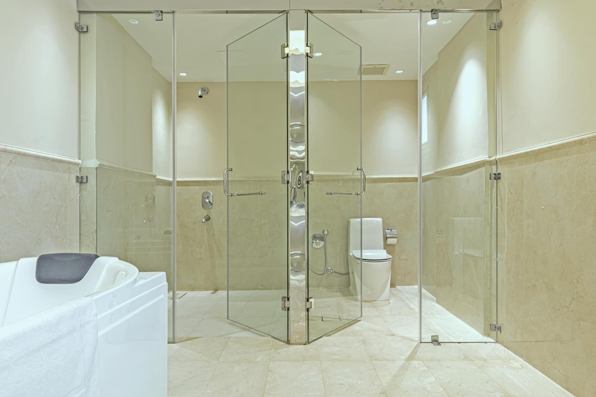 Stella Stays Olaya Tower 1 - Furnished Apartments photo 2