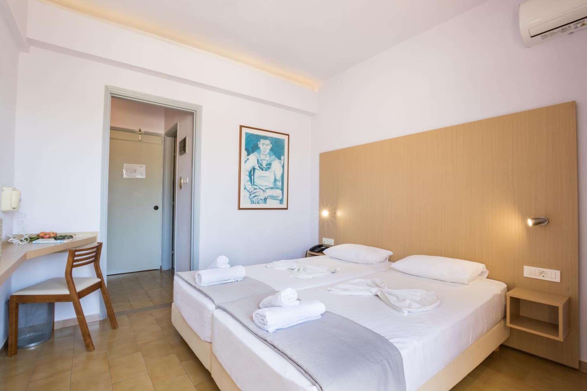 Atlantis Hotel photo 3