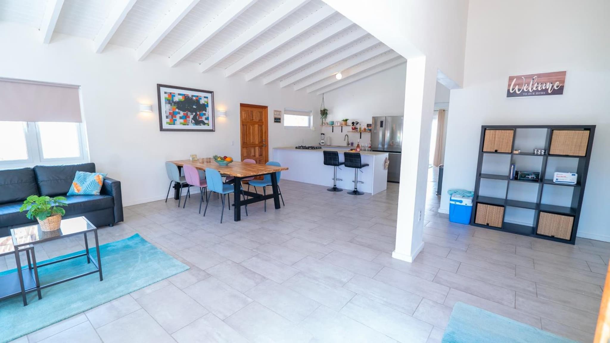 Sunny Eagle Beach Villa - 3 min. from beach photo 7