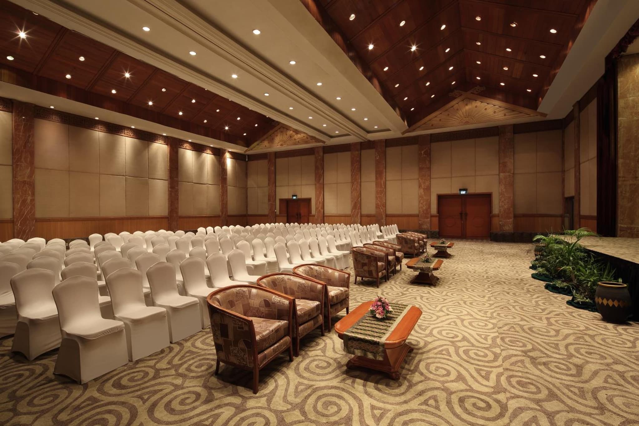 meeting & event spaces
