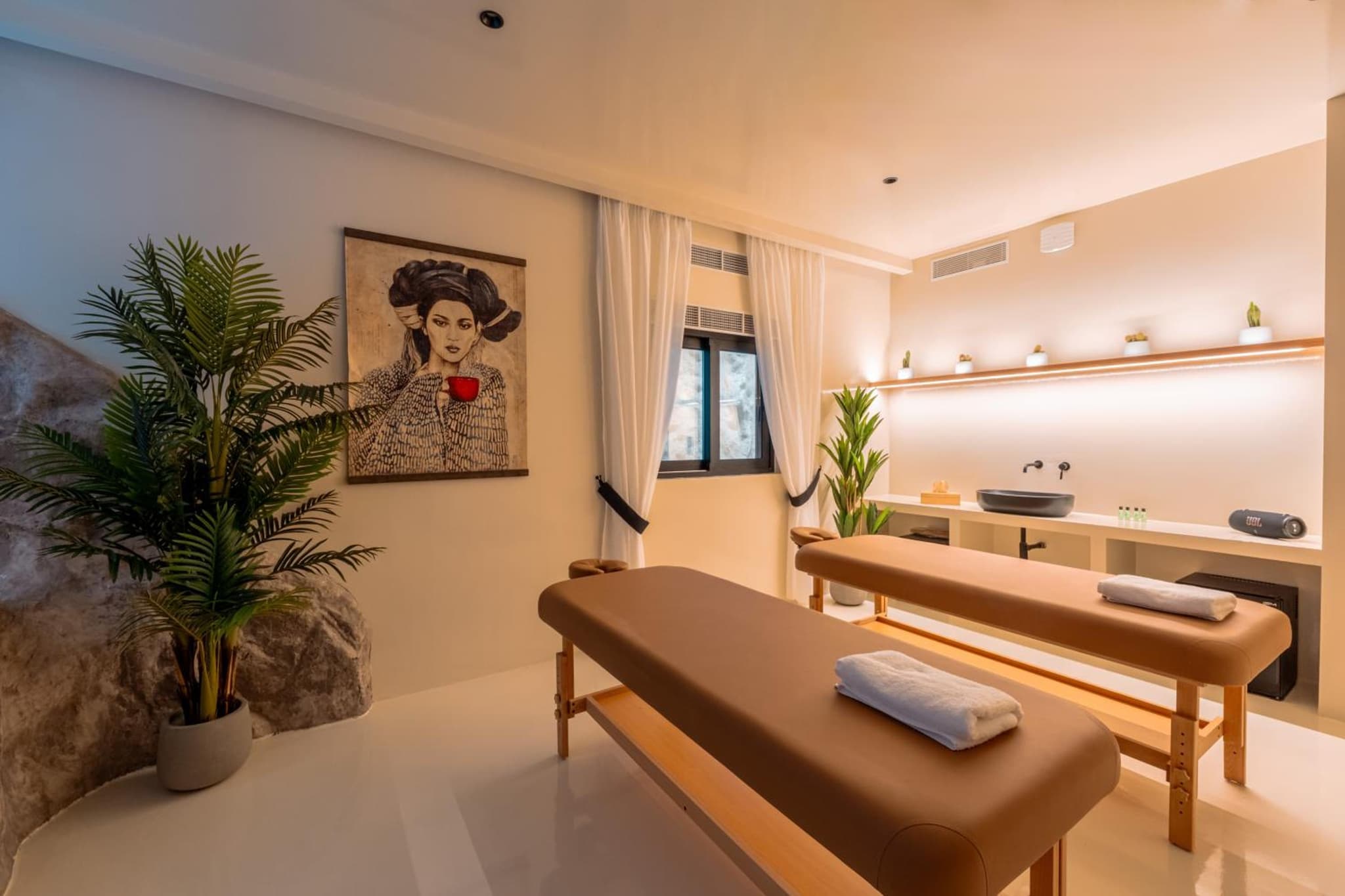 Ftelia Black Villas photo 8