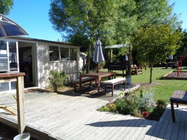 Tasman Motor Camp photo 6