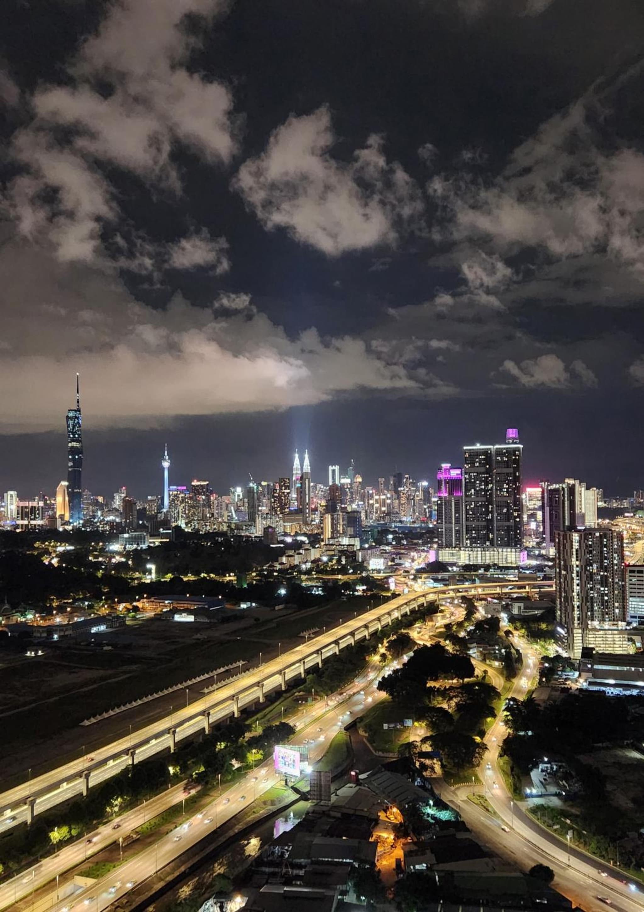 Mimi Cozy Homestay, 3R3B KLCC View with PLAYSTATION 4, NETFLIX, WiFi 6, Home Cinema photo 9
