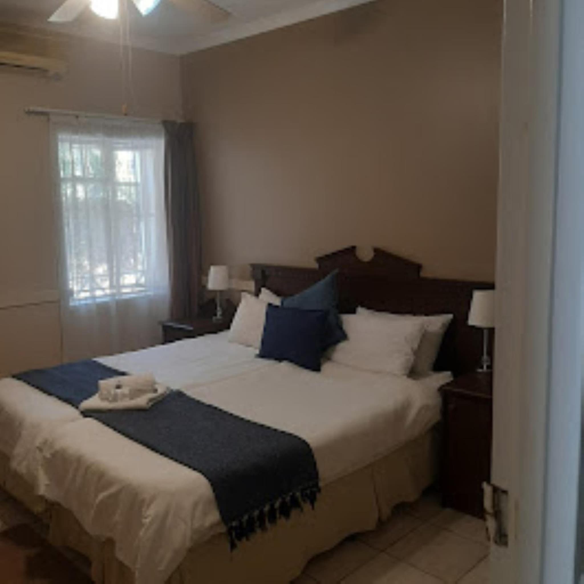 Victorian Lodge photo 7