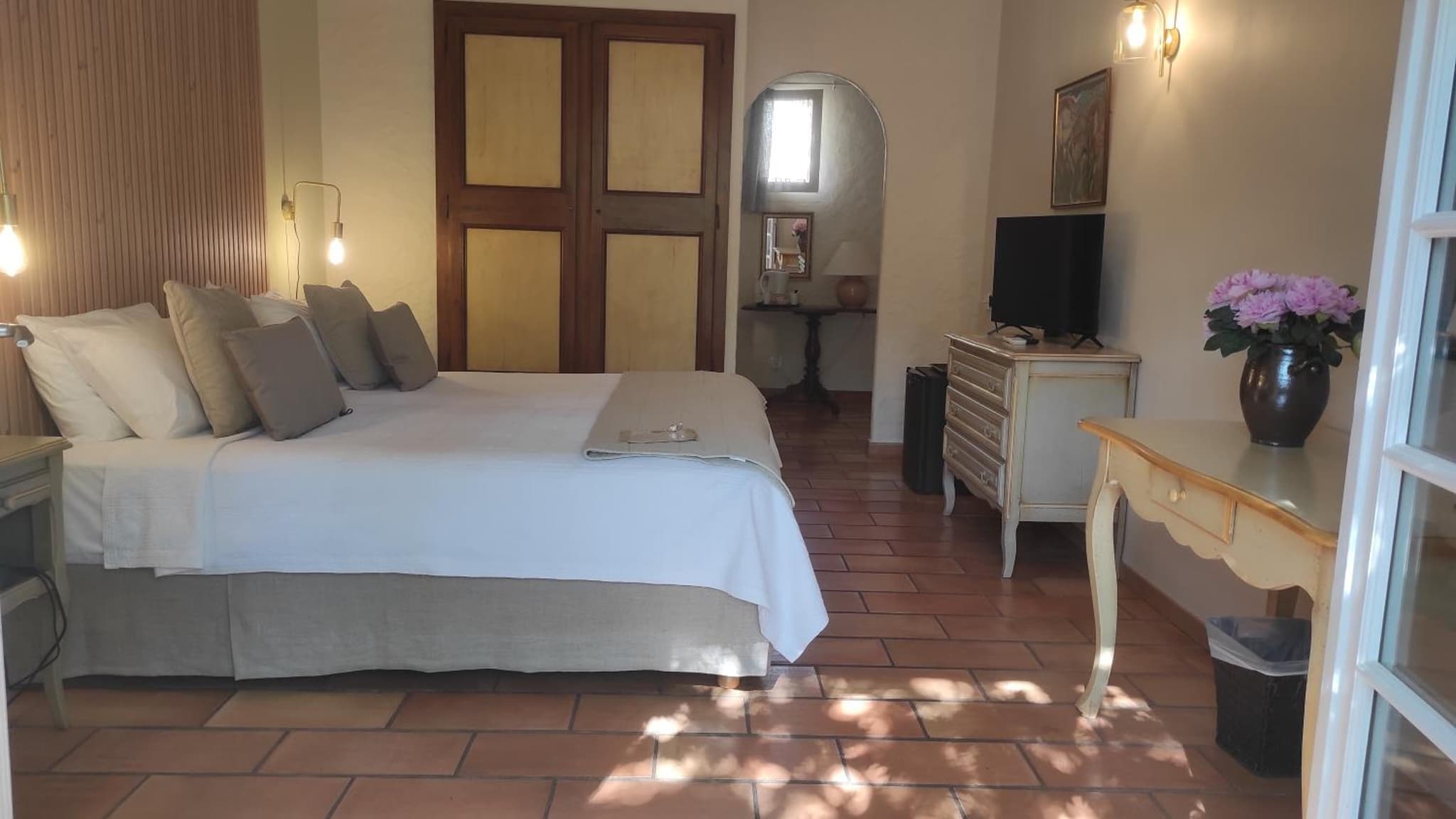 Hotel Le Mas Trilles photo 2