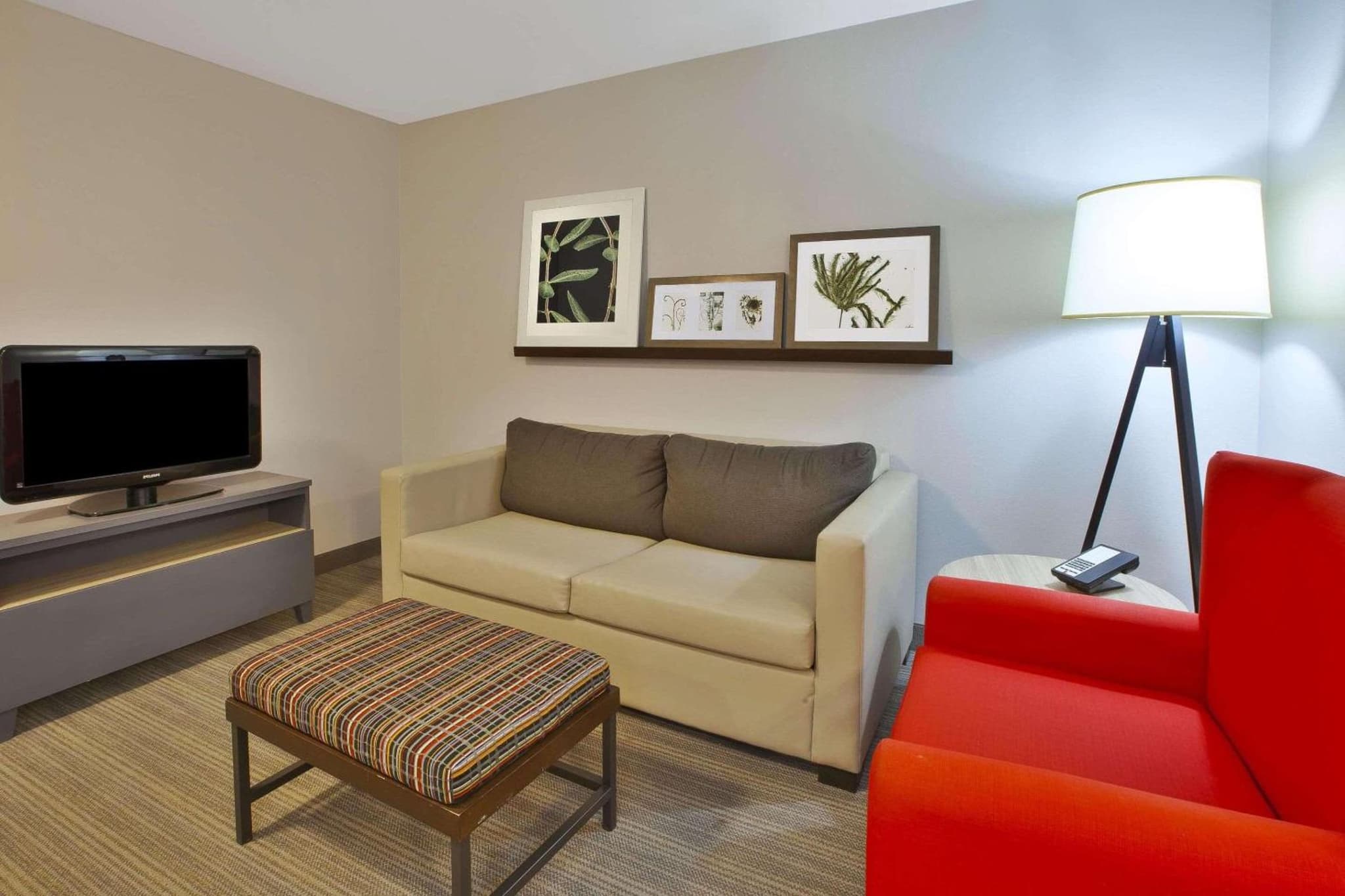 Country Inn & Suites by Radisson, Big Rapids, MI photo 4