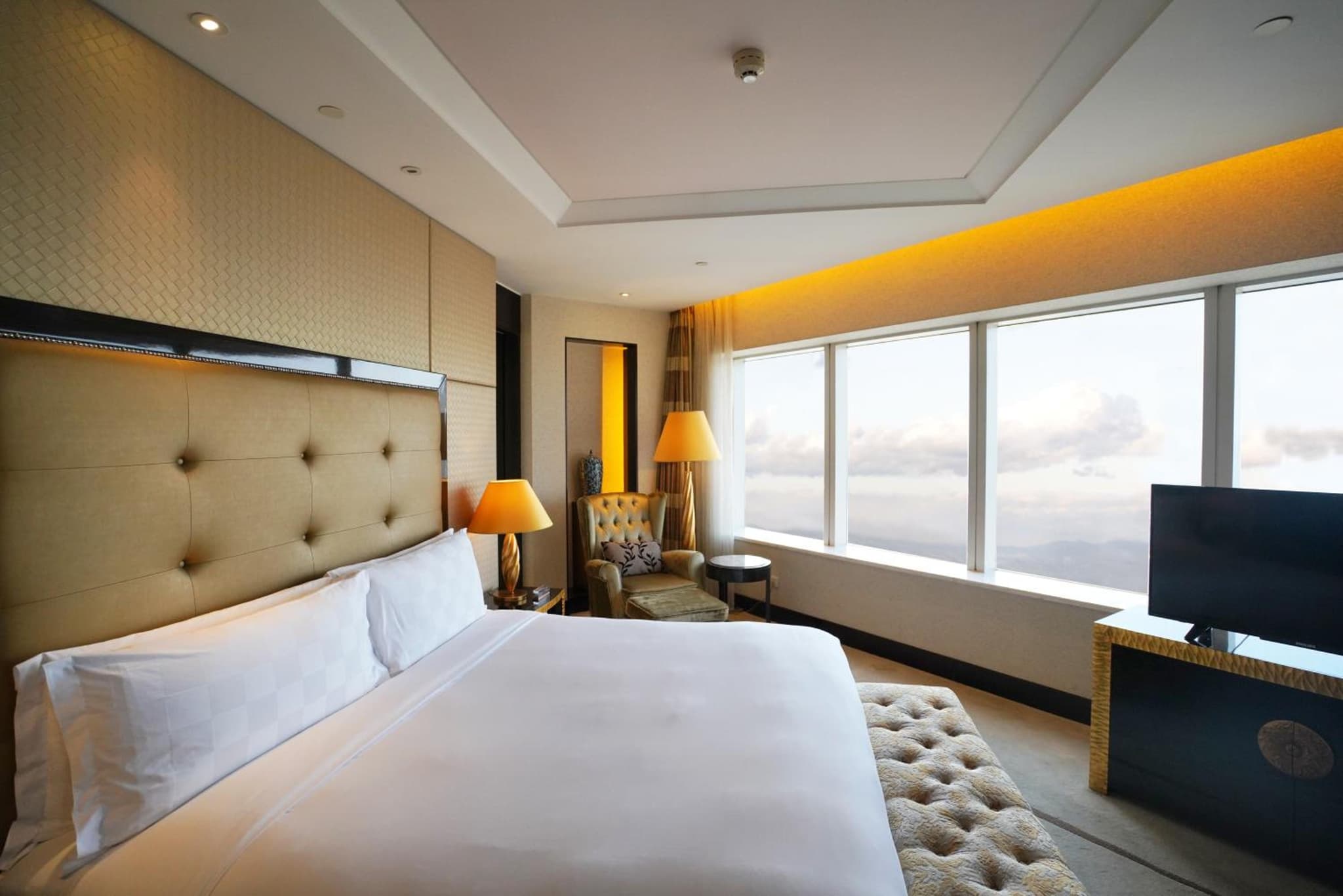 InterContinental Dalian by IHG photo 4