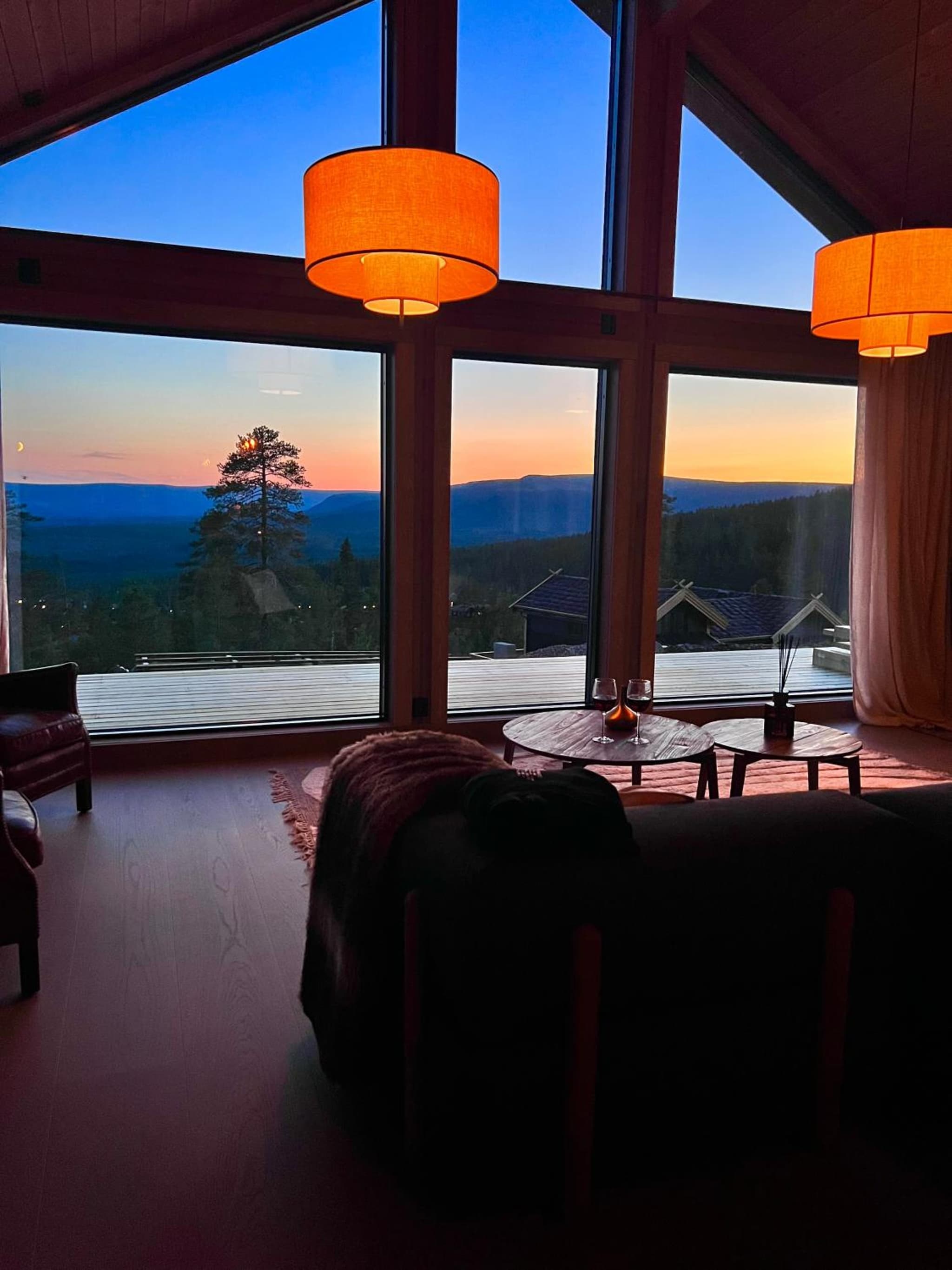 Luxurious Mountain Lodge photo 5