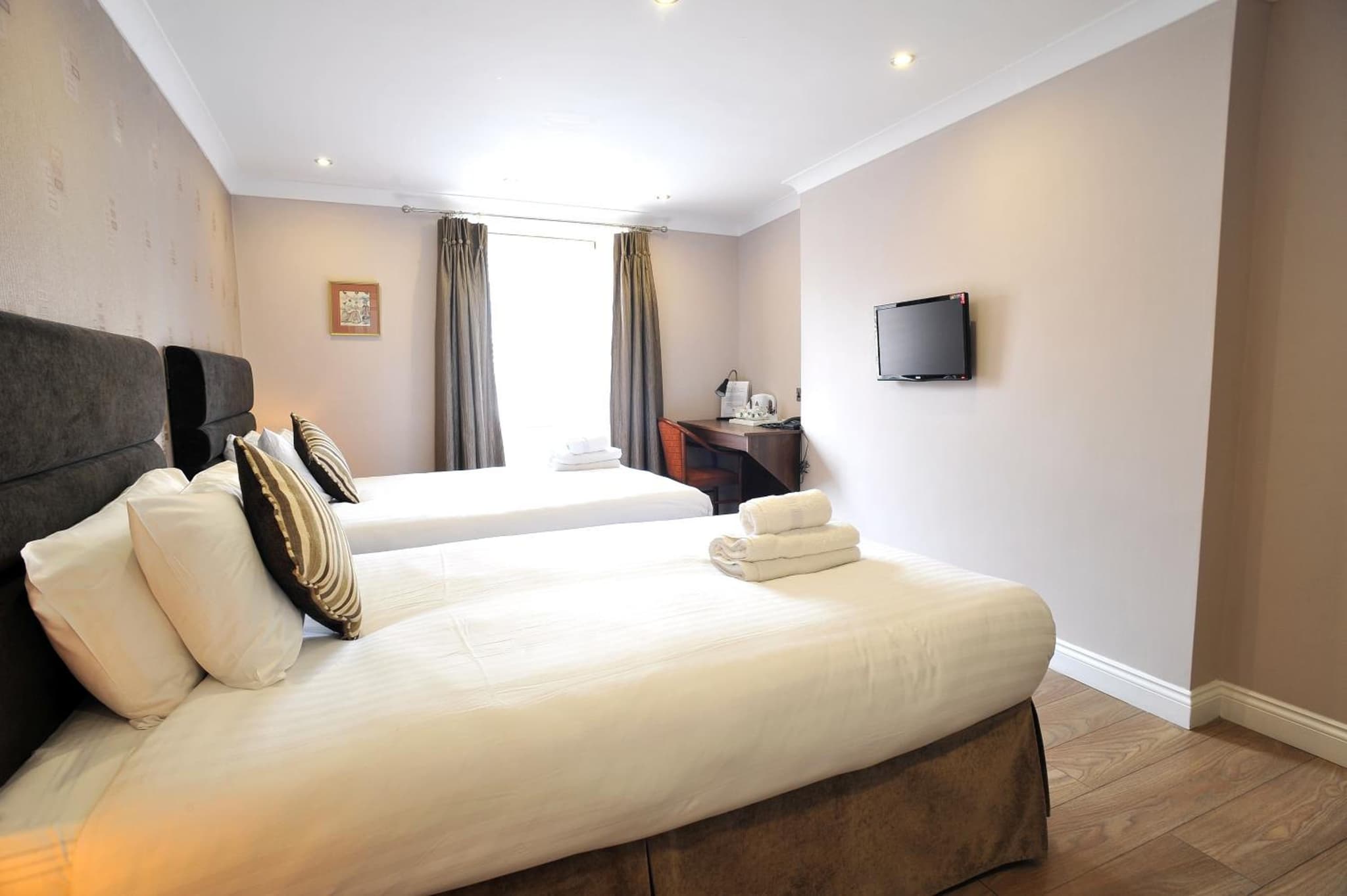 The Kings Arms Hotel photo 5