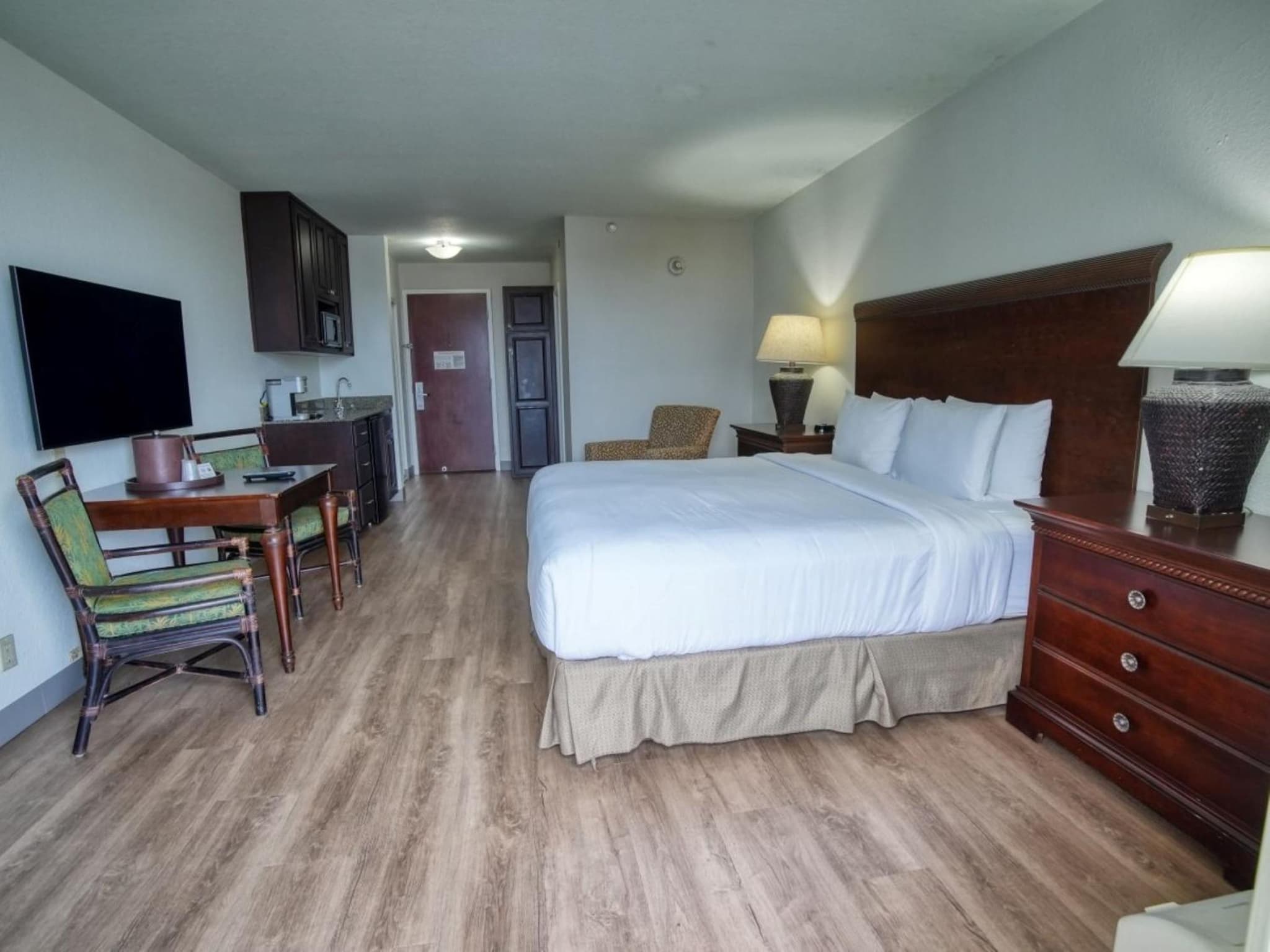 Treasure Island Hotel and Marina photo 2