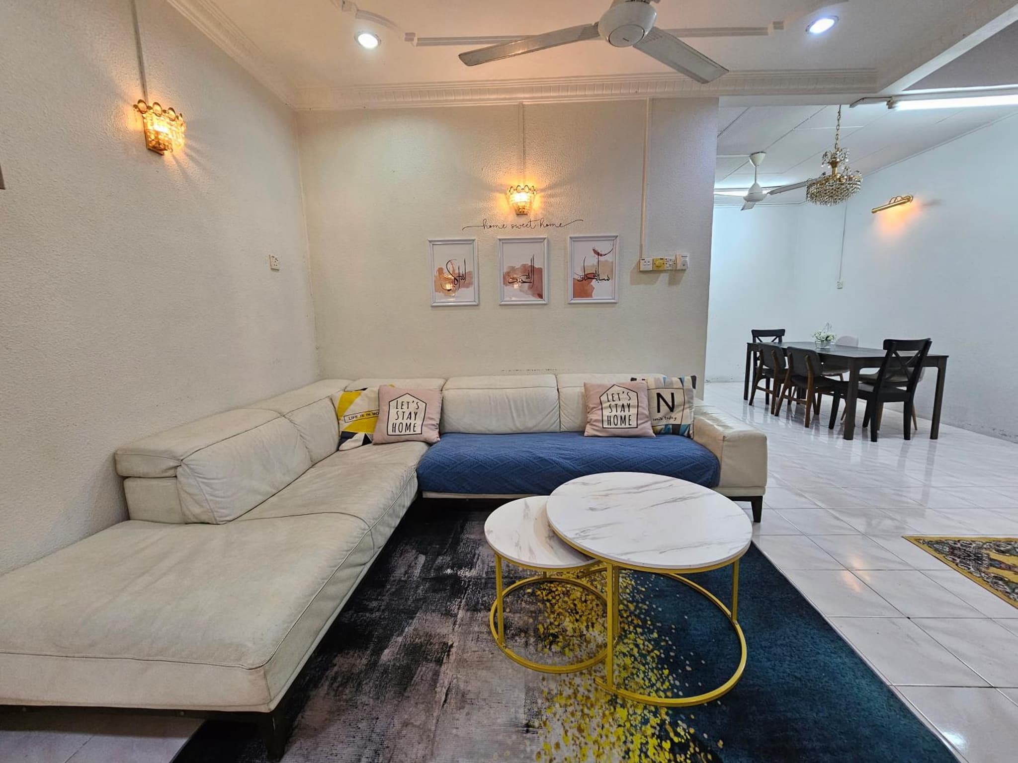Ruhani Homestay 3 KB - 4 Bedroom Fully Airconditioned with WIFI & Netflix