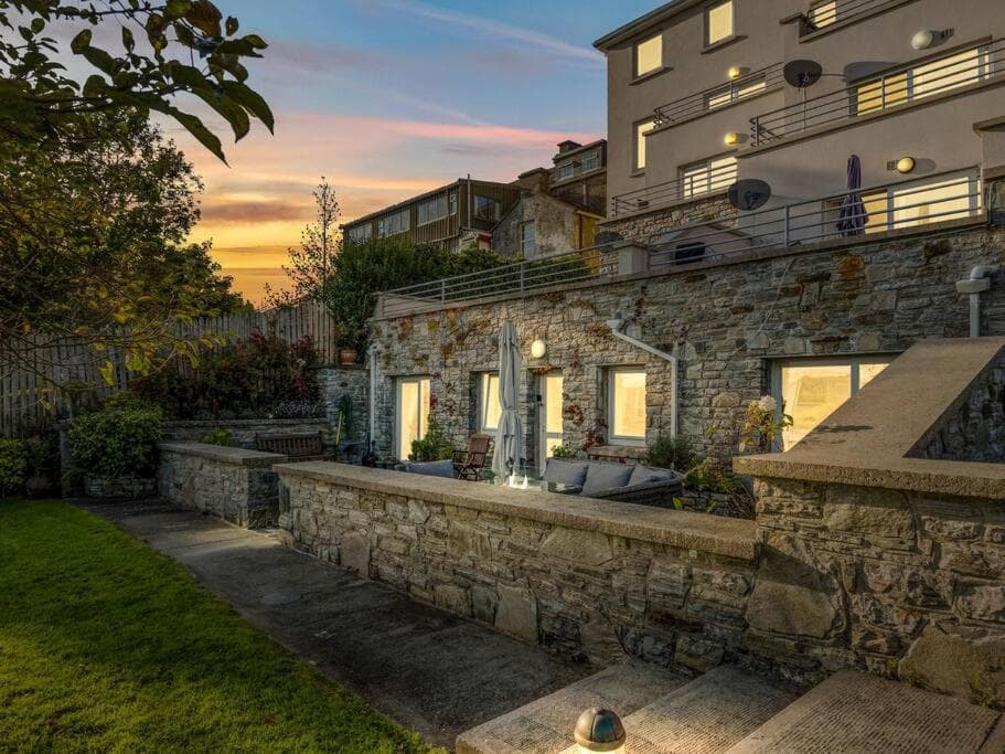 Clifden Seaview - Spectacular Apartment, Connemara