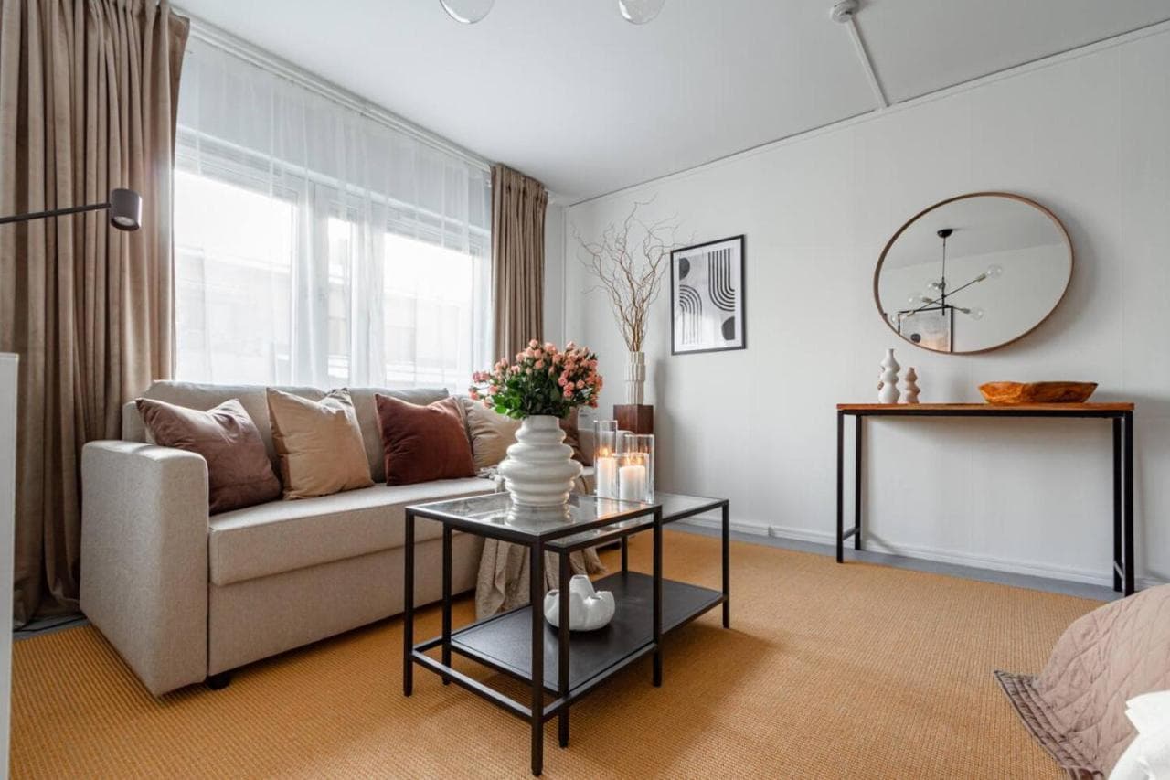Simple studio in trendy Södermalm - construction work photo 2