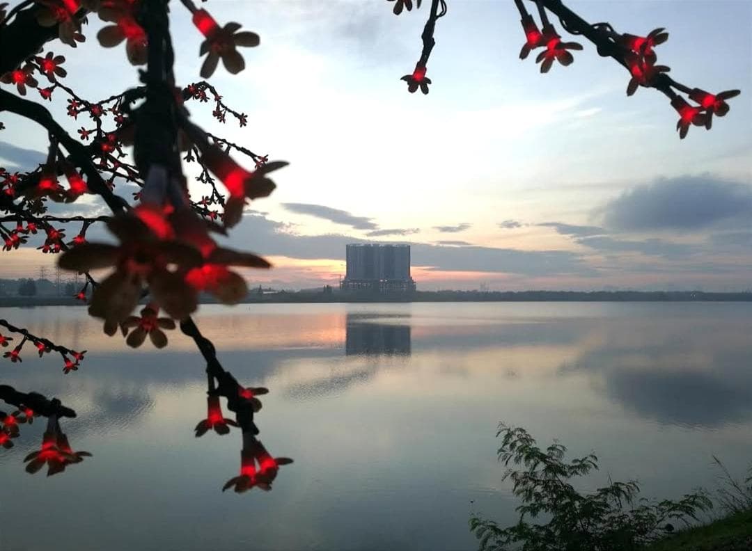 Puchong WindyLakeViewStayCation3R2B AT D Island