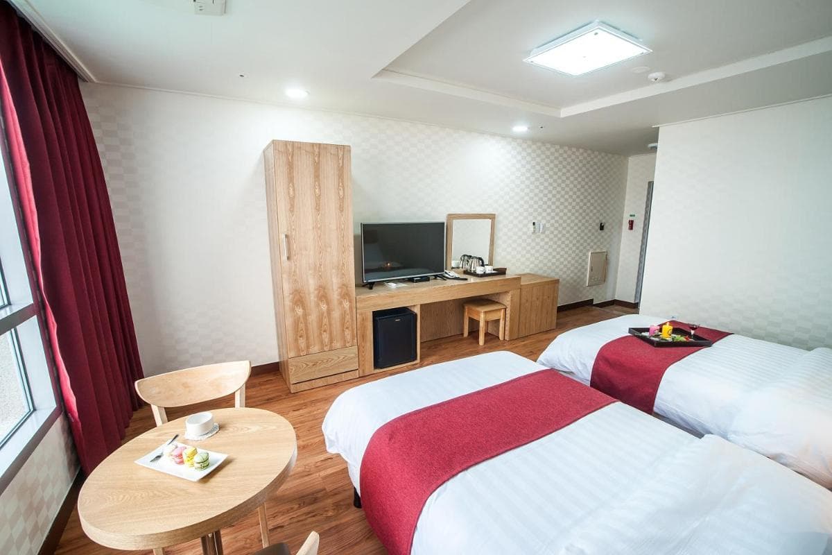 Breeze Bay Hotel photo 3