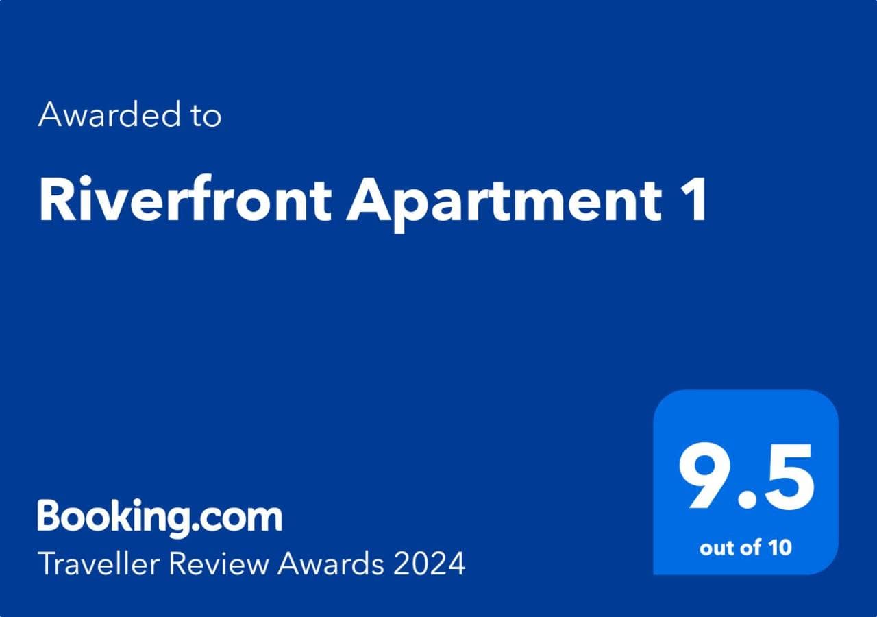 Riverfront Apartment 1 photo 2