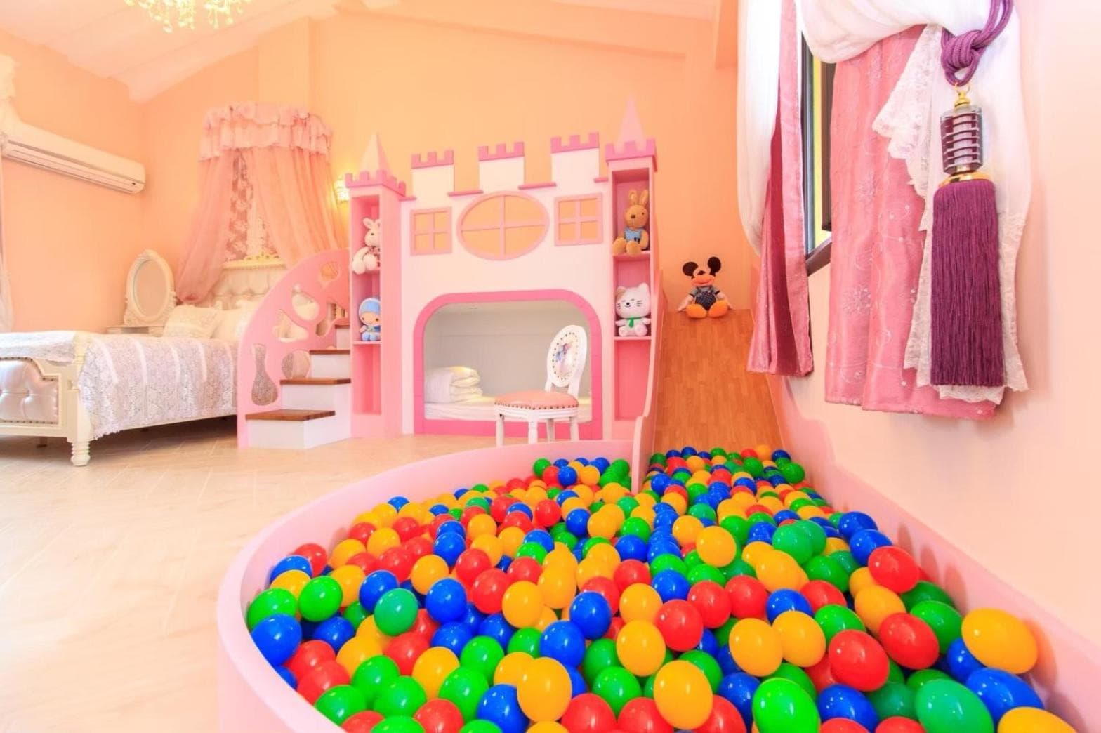 Elegance House photo 3