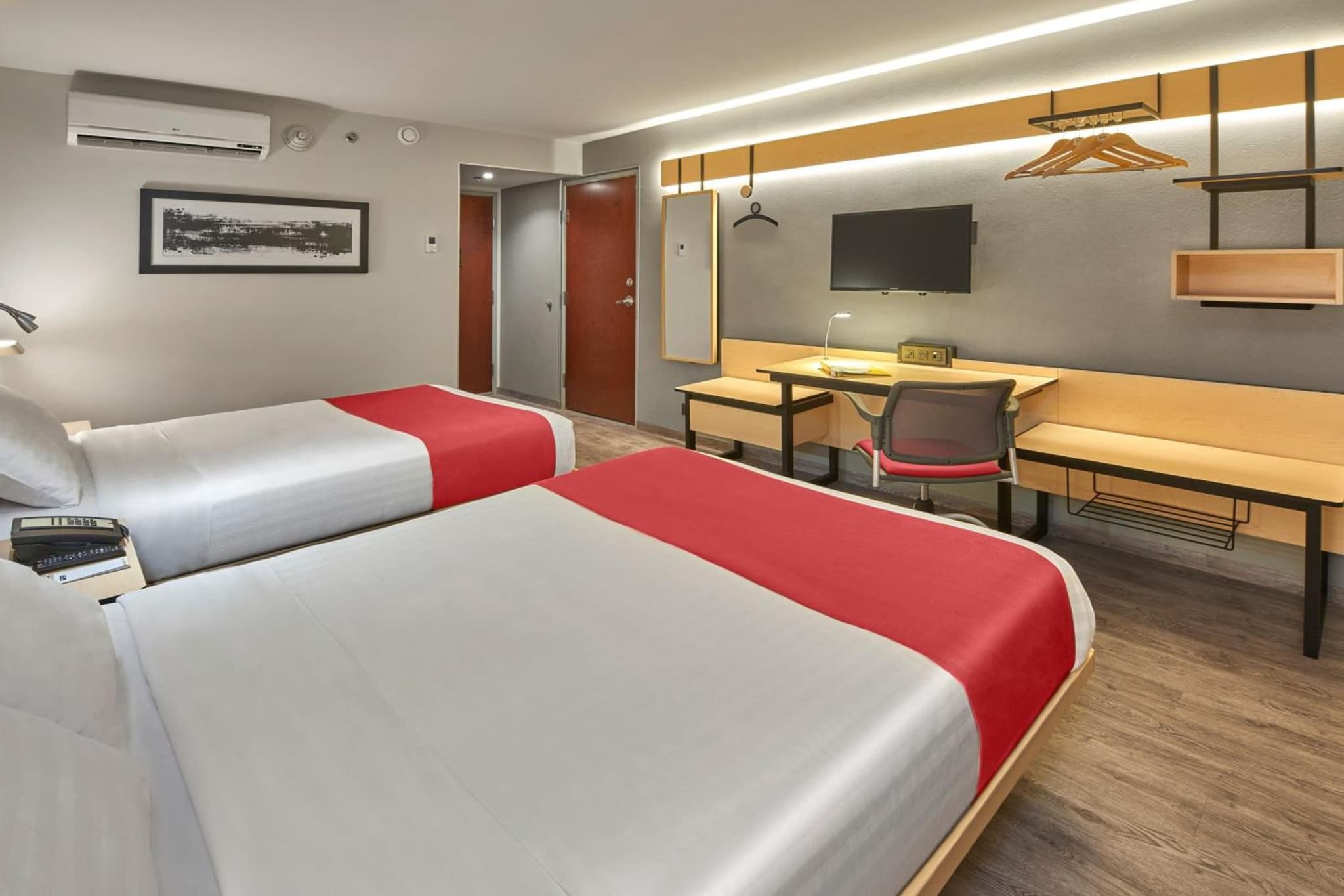 City Express by Marriott La Raza photo 6