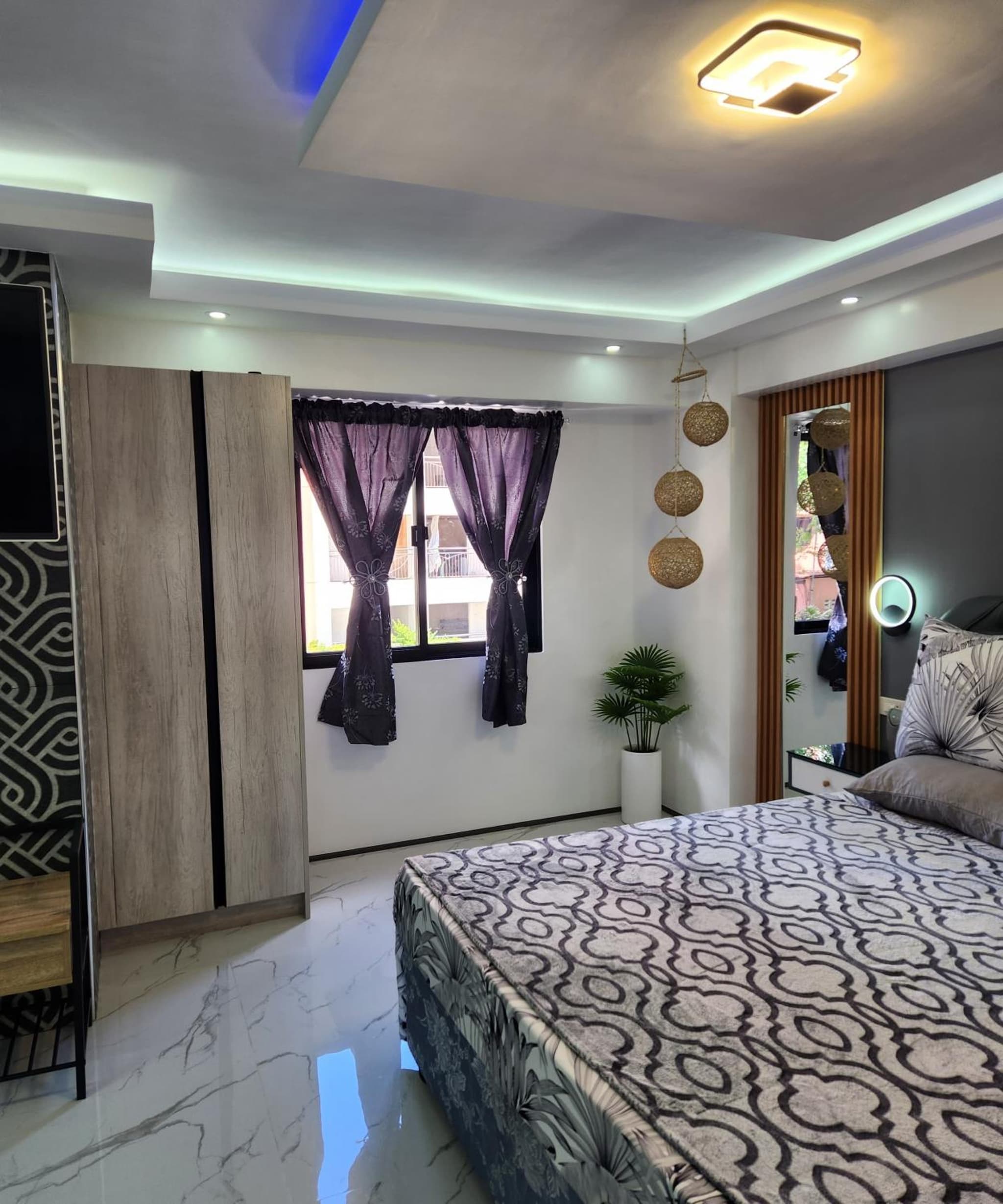 Condo Azur Suites B207 near Airport, Netflix, Stylish, Cozy with swimming pool photo 8