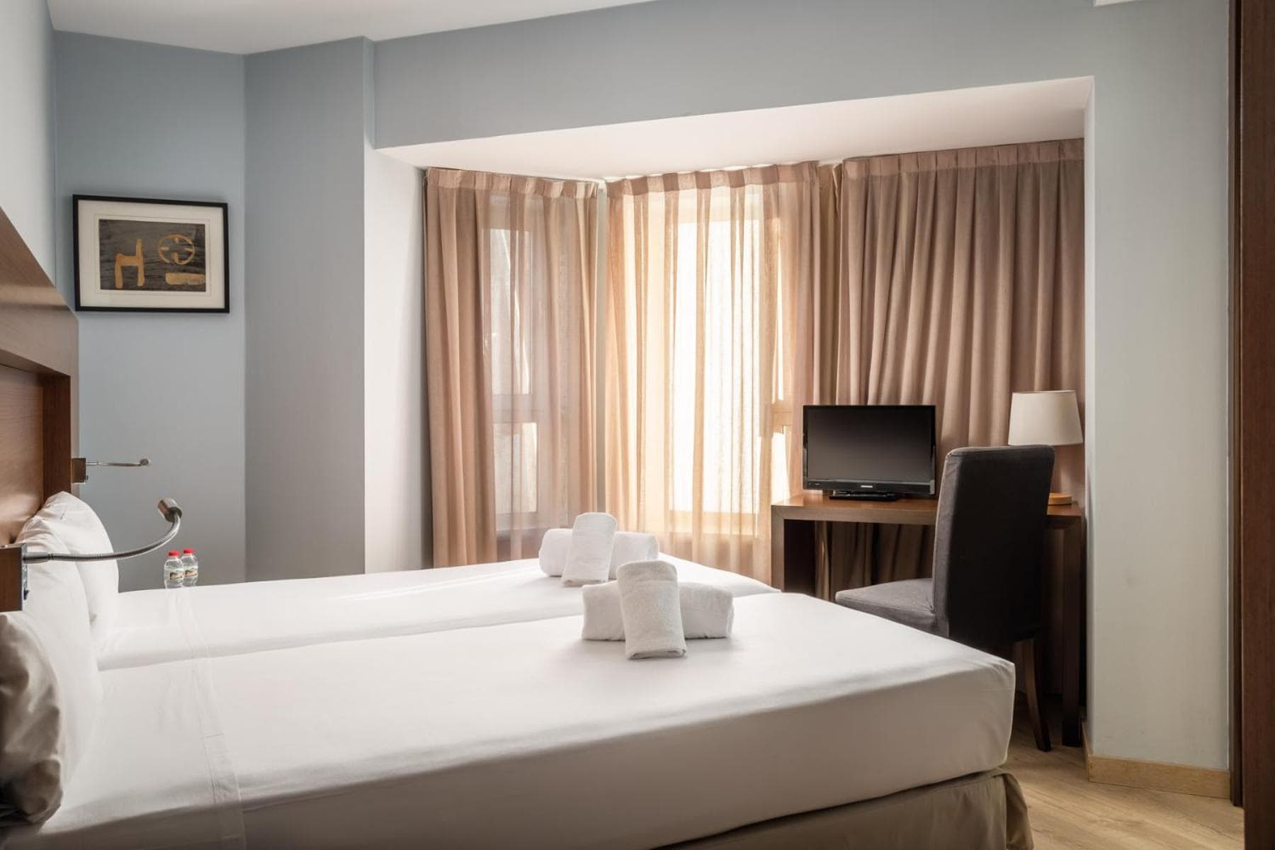 Hotel Madanis Liceo photo 2