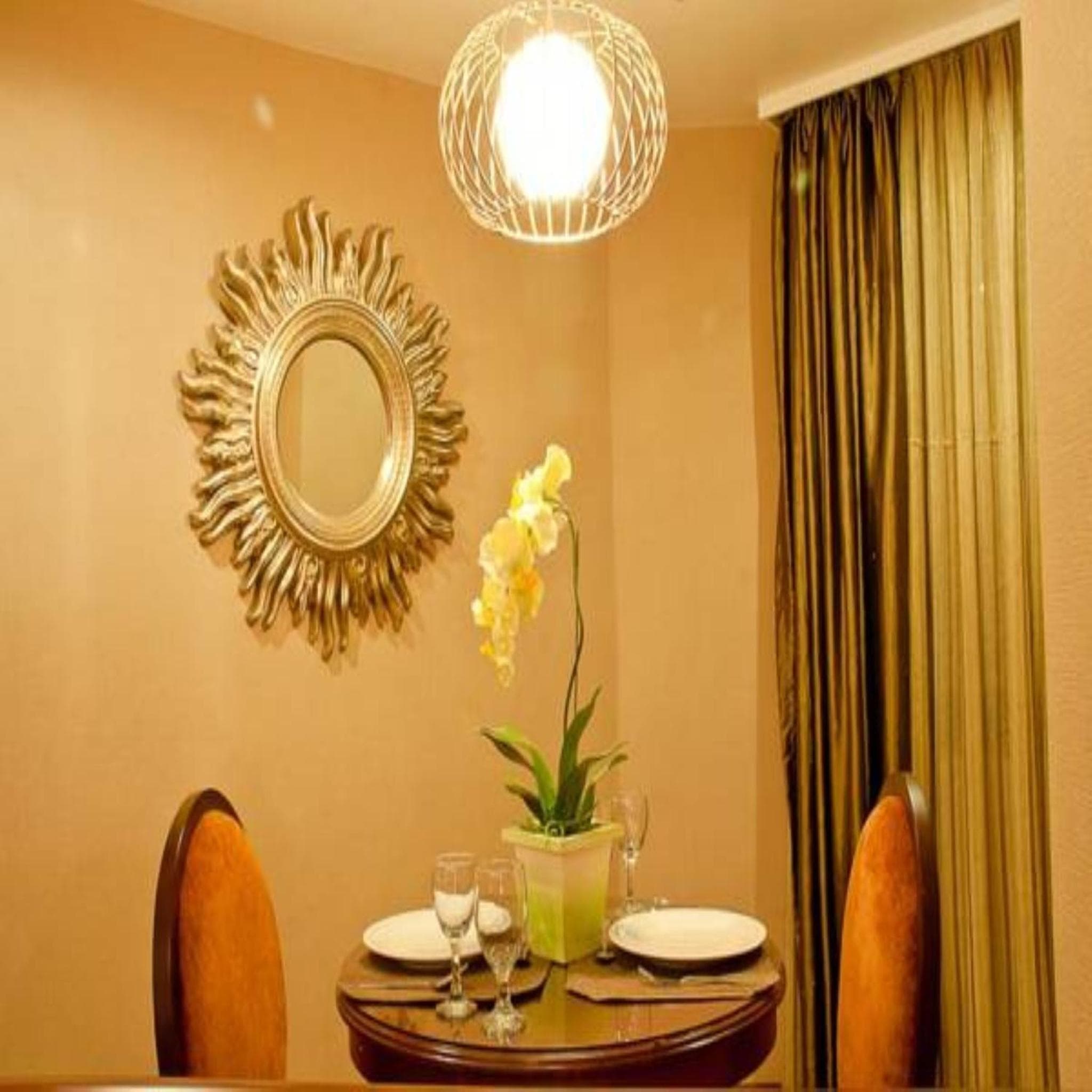 Royal Garden Hotel photo 3