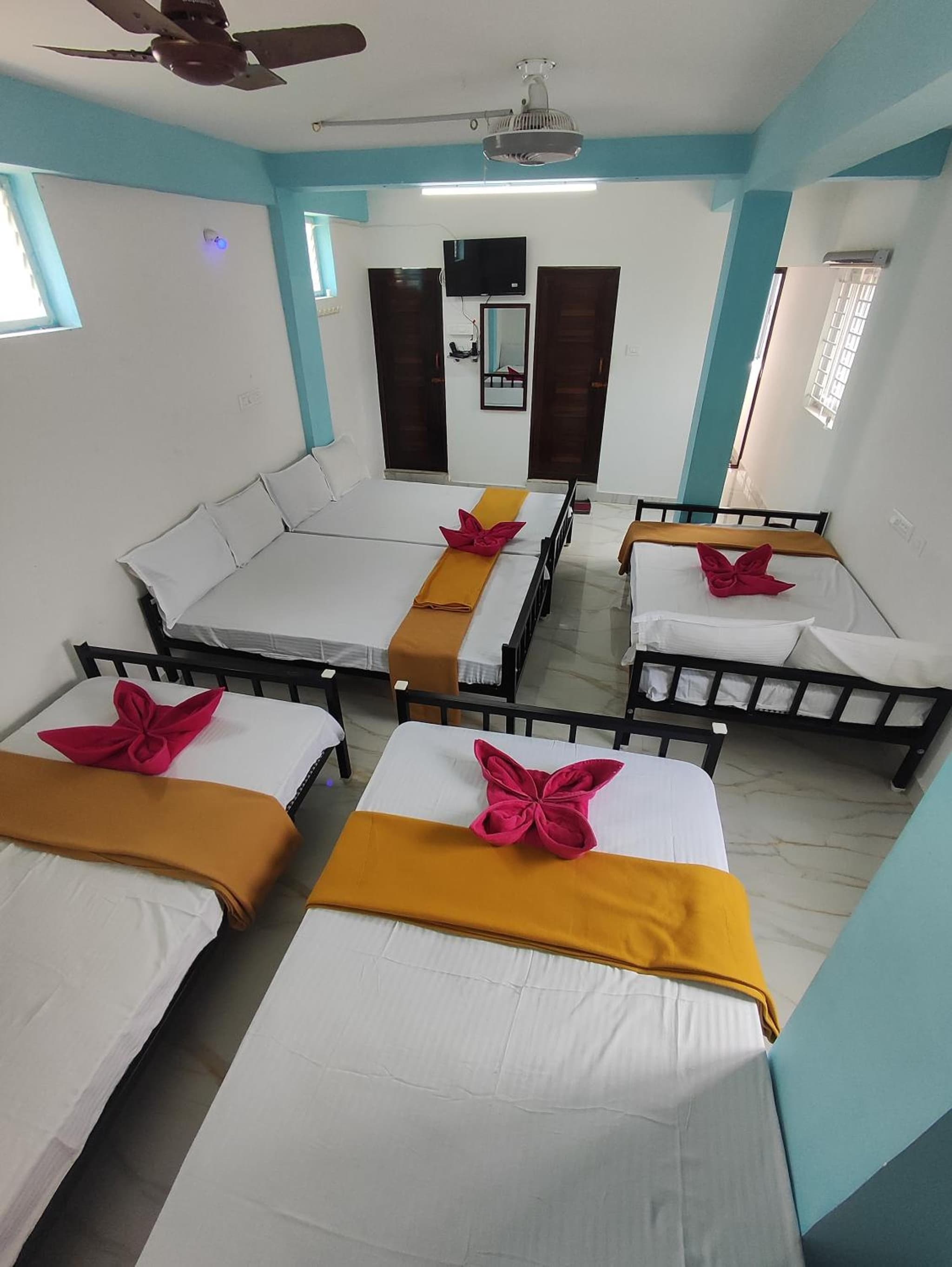 Sri Aksha Residency photo 5