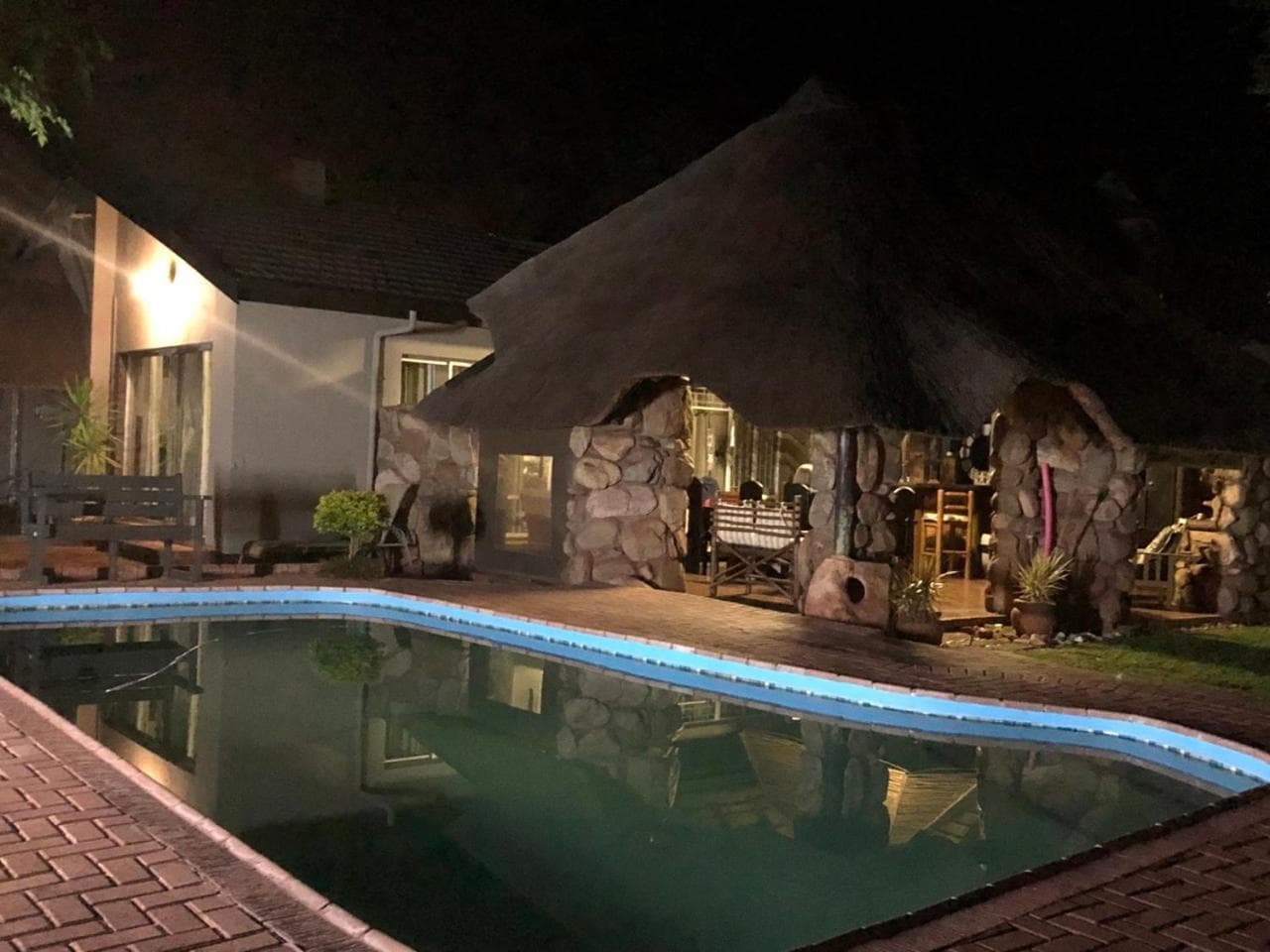 Sanyati Guesthouse photo 6