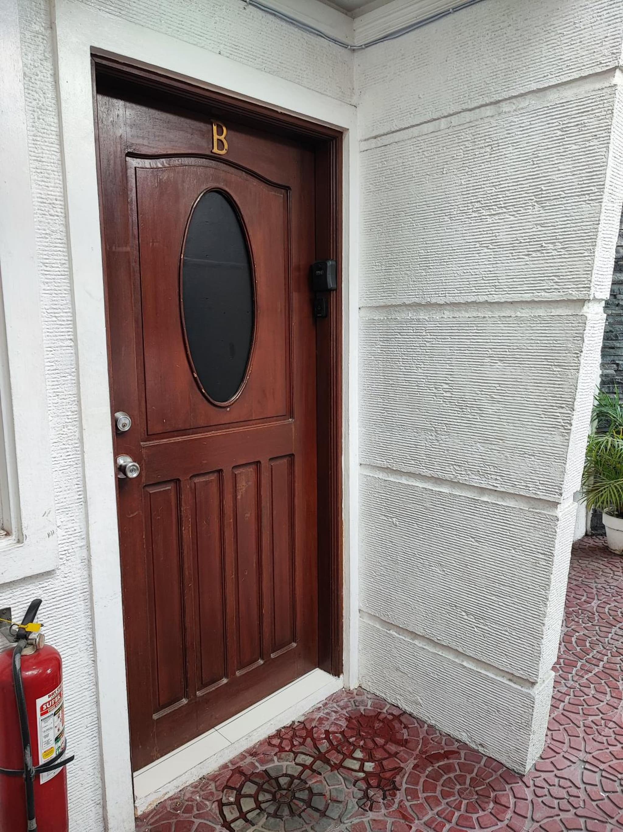 Kandi Suites 2BR with private Jacuzzi 500 Mbps internet photo 7