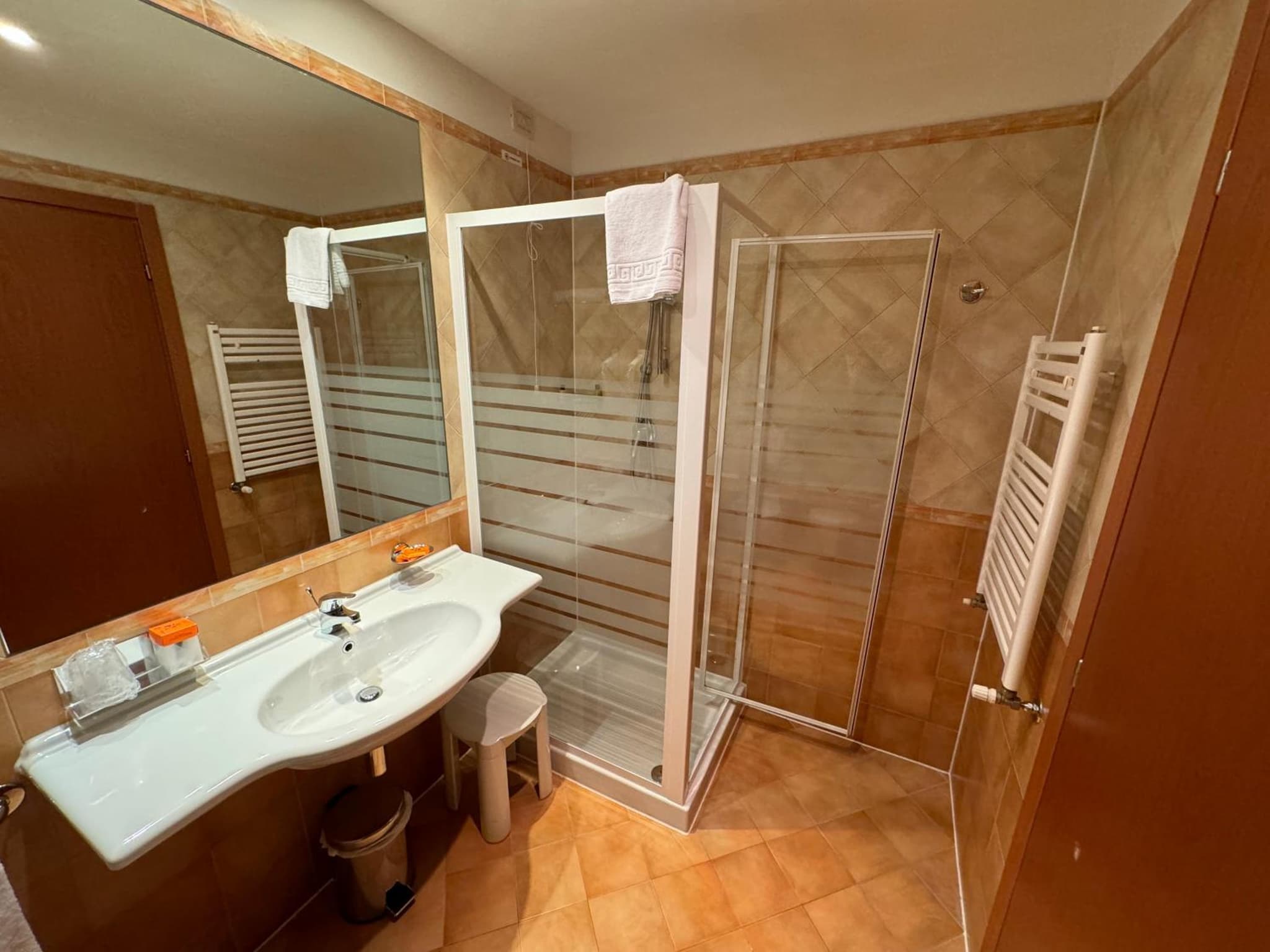 Euro Hotel photo 5