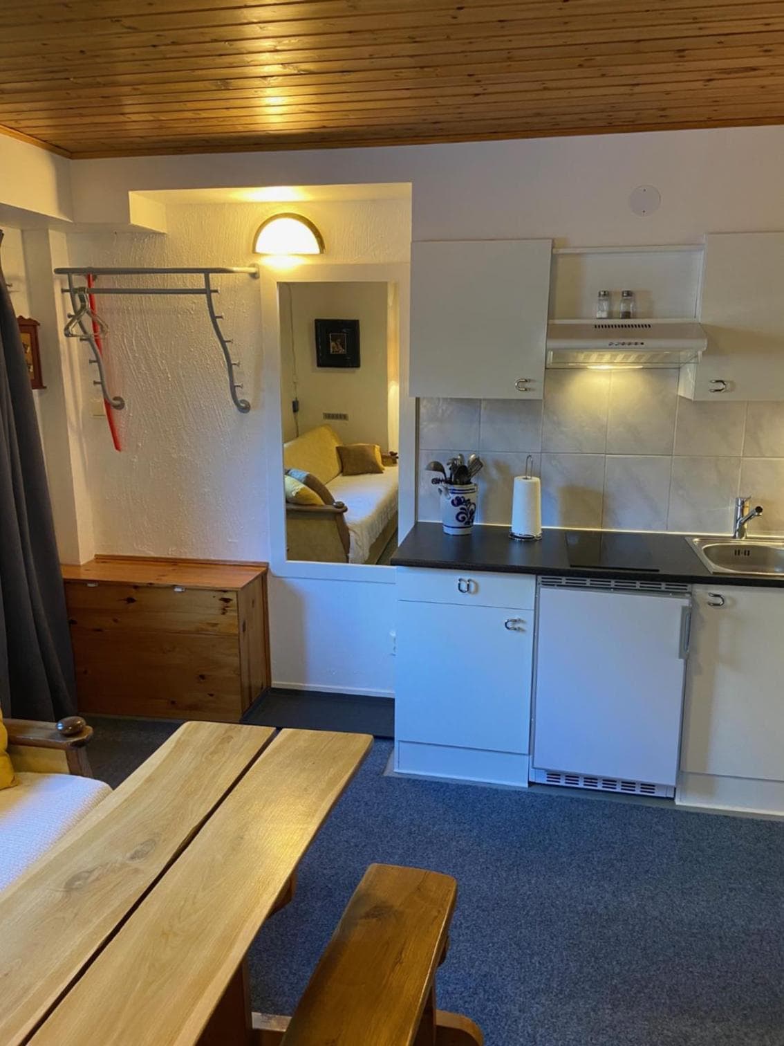 Huddinge Studio with Private Entrance photo 2