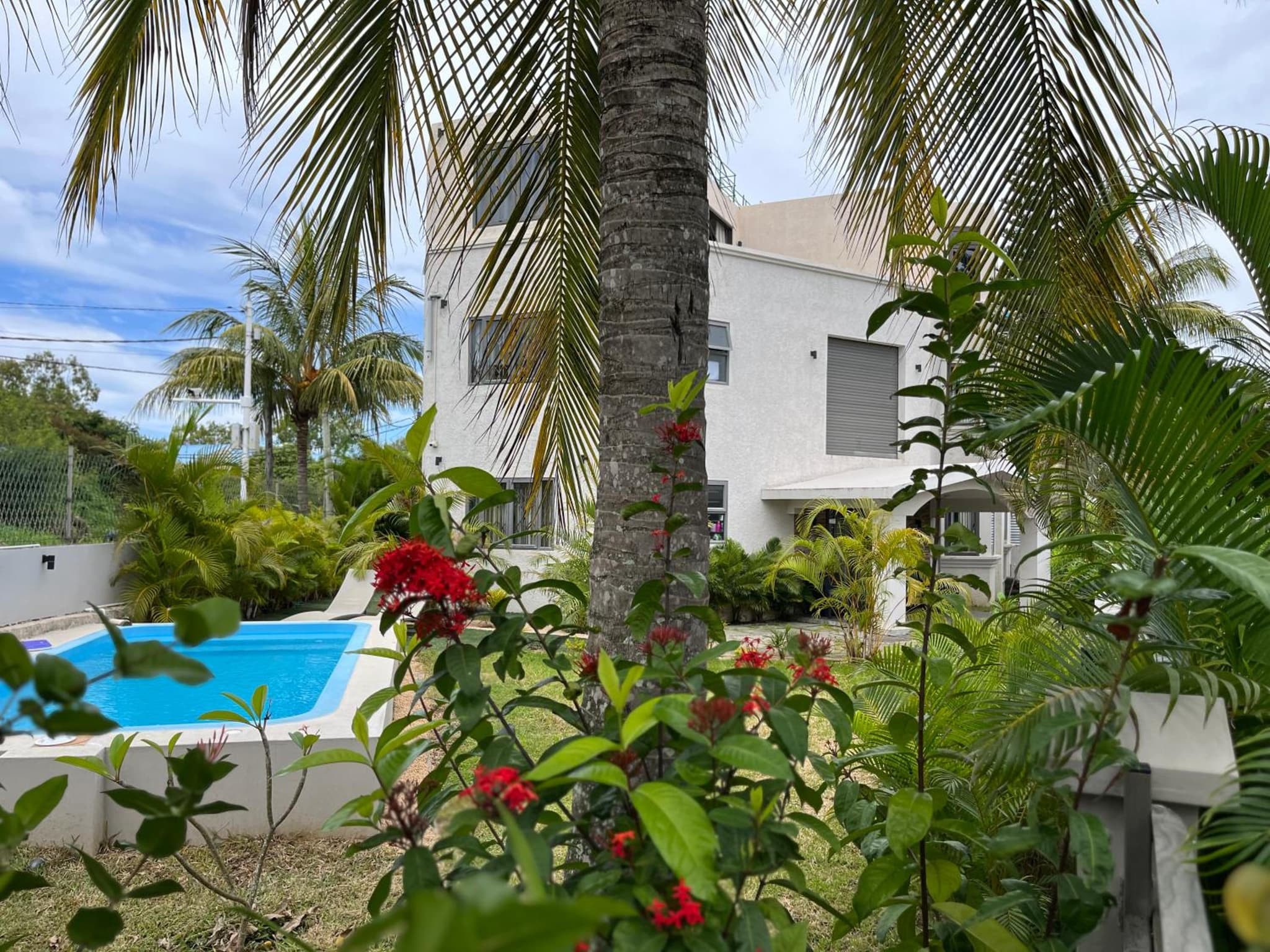 Cosy 2BR apts 5 mins walk to Pereybere beach -Seasons Break