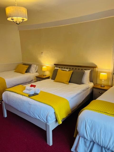 Crown Hotel Brackley photo 2