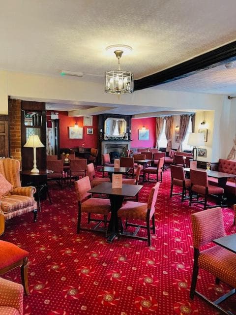 Crown Hotel Brackley photo 3