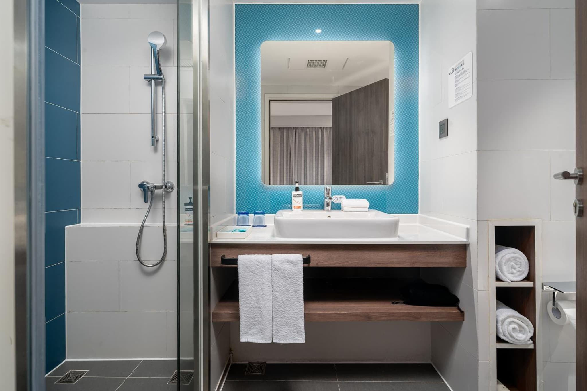 Holiday Inn Express Xiamen LuShan photo 3